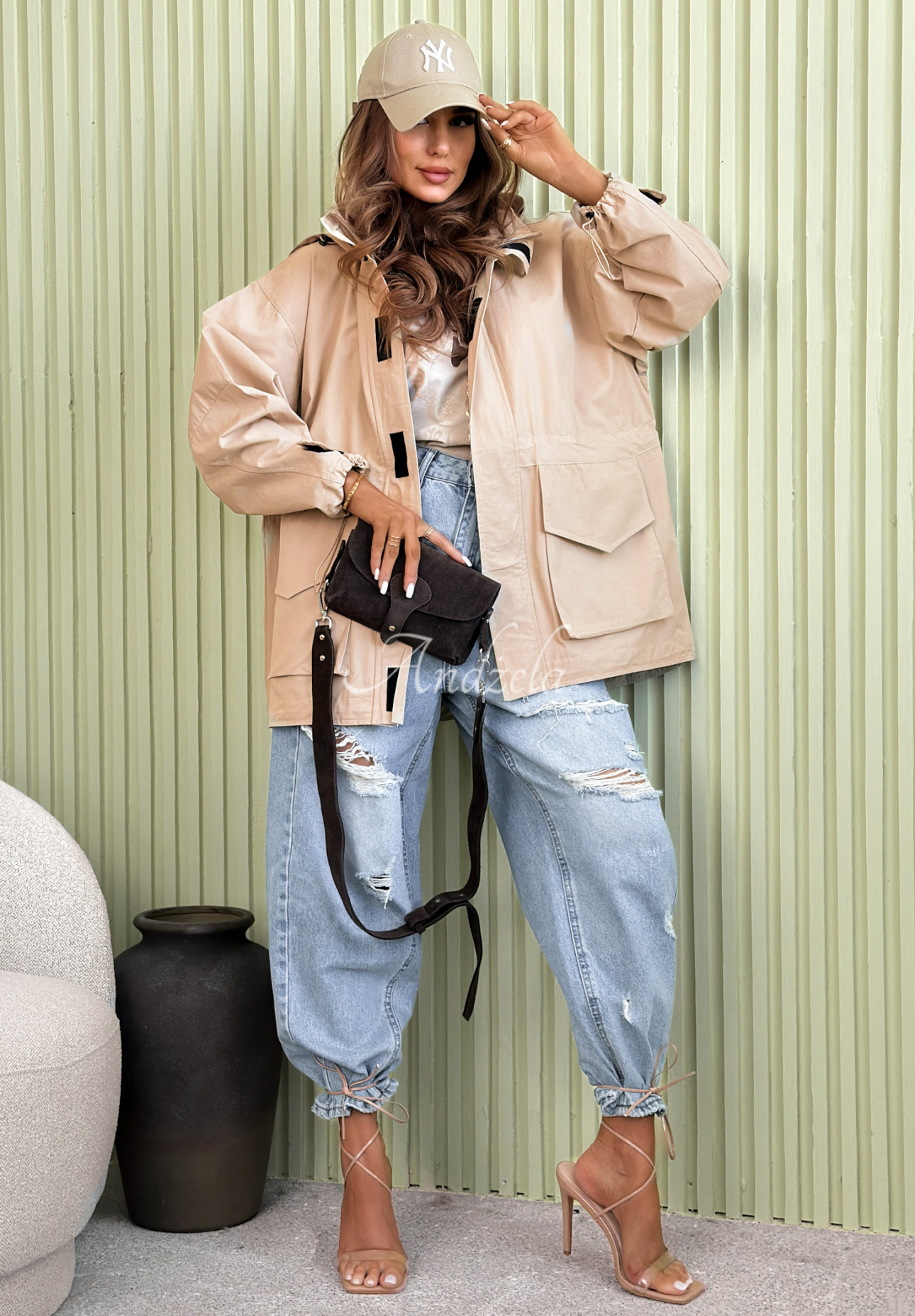 Ľahká bavlnená parka s kapucňou Living In Spring béžová