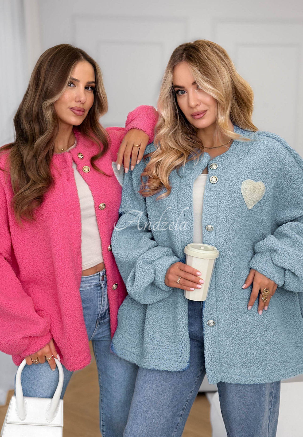 Krátka bunda sherpa kožúšok April Feels blankytná