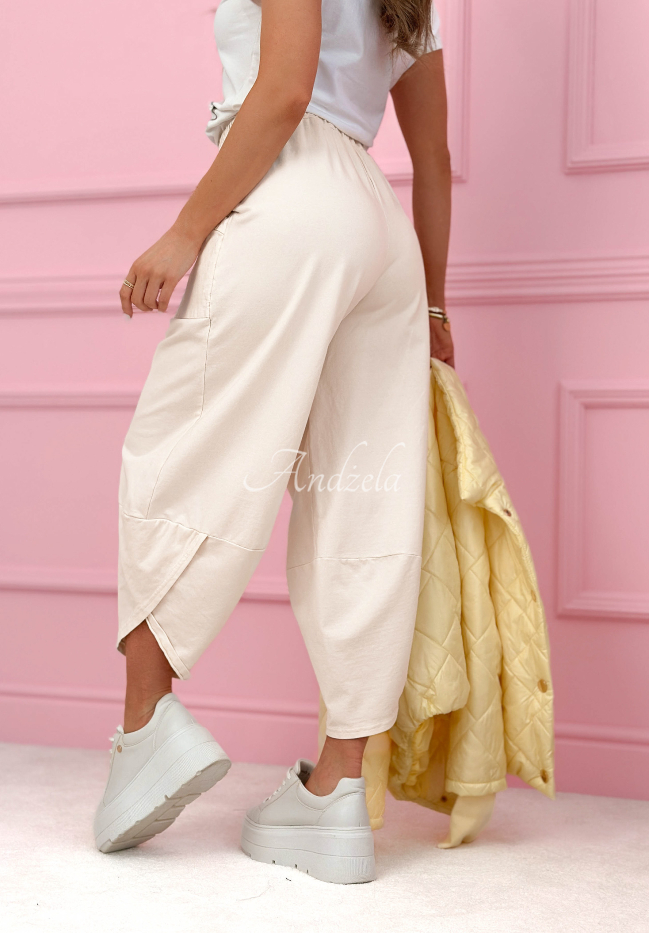 Bavlnené ballon nohavice s vreckami Only Sunny Days svetlobéžové