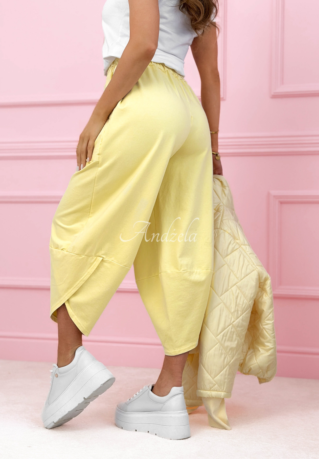 Bavlnené ballon nohavice s vreckami Only Sunny Days žlté