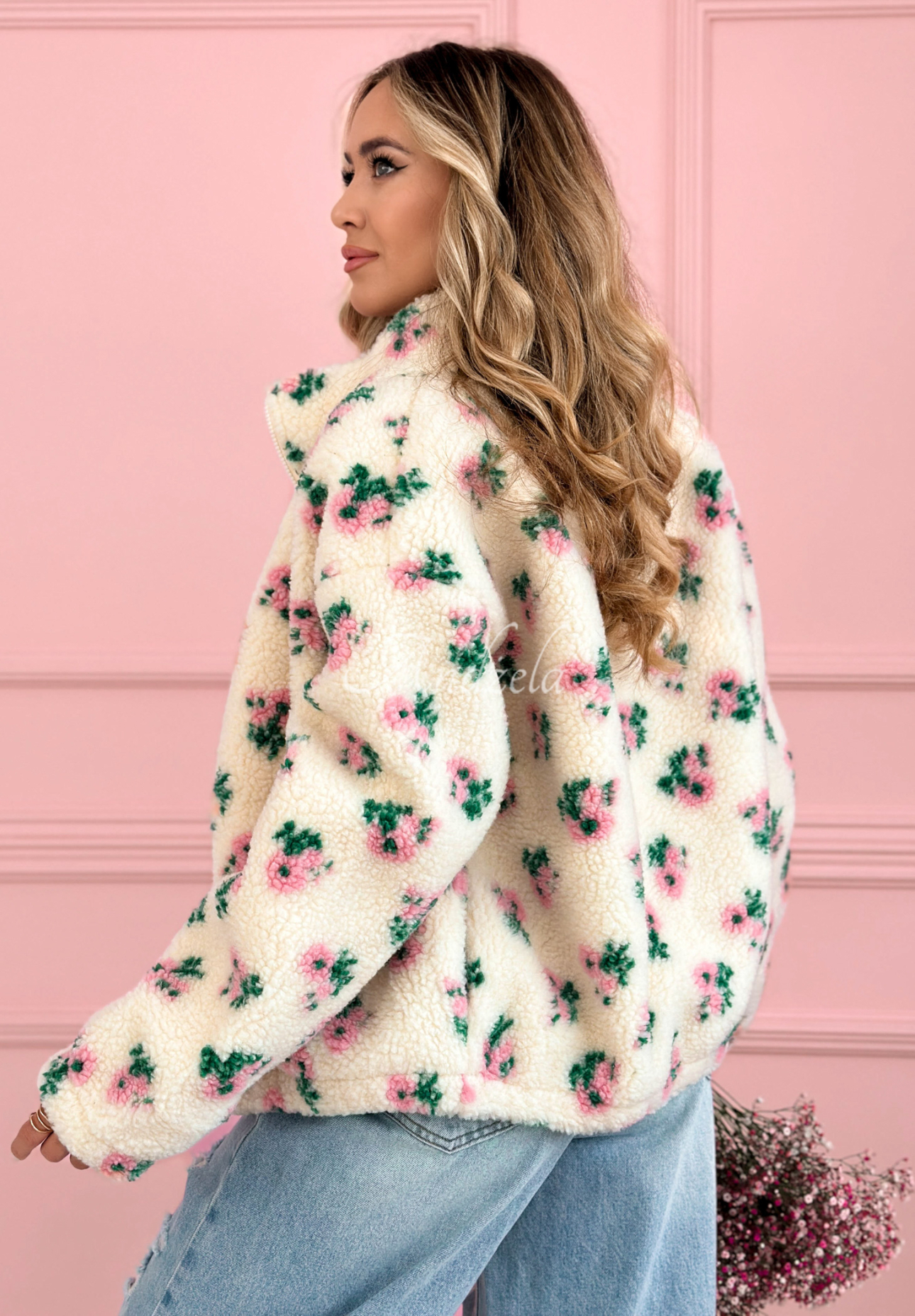 Fleecová bunda so stojatým golierom v kvetinovom vzore Flower Fluffs béžová