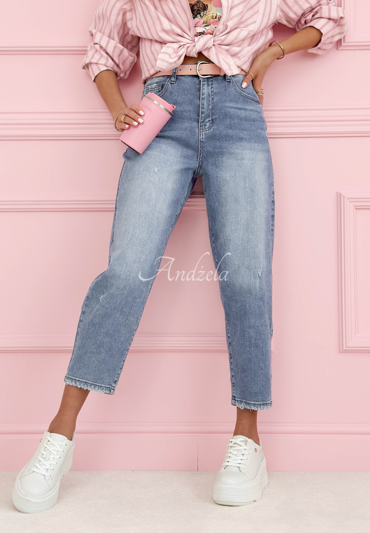 Džínsy mom fit Biggest Adventure modré