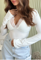 Blúzka longsleeve z dekoltem i koronką Subtle Touch ecru