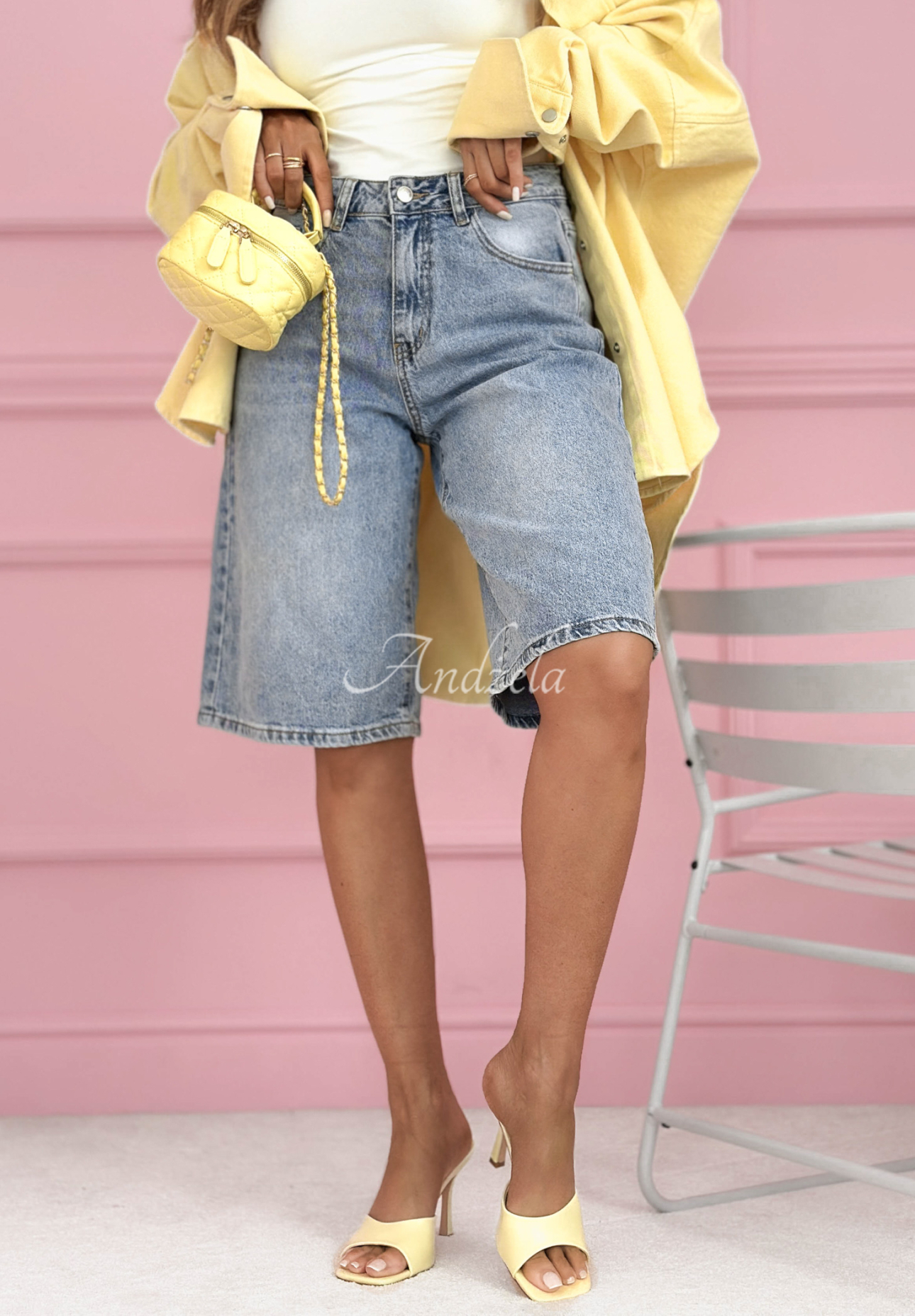 Džínsové šortky bermudy s kryštálikmi Ottavia svetlomodré