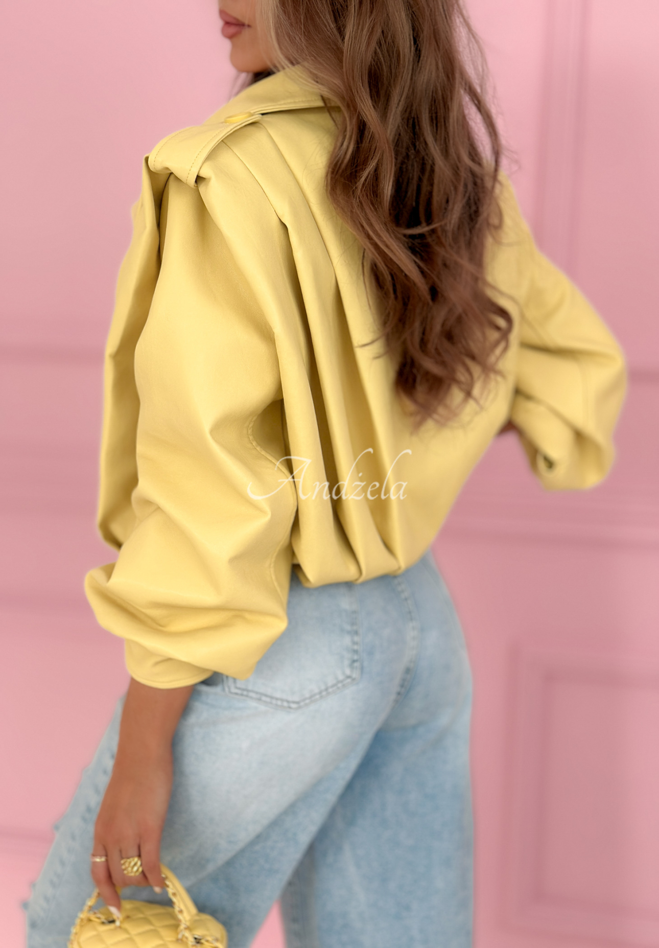 Krátka kožená bunda s golierom Valleria žltá