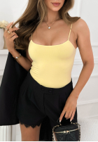 Krótkie eleganckie spodenki z koronką Touch My Body ružové