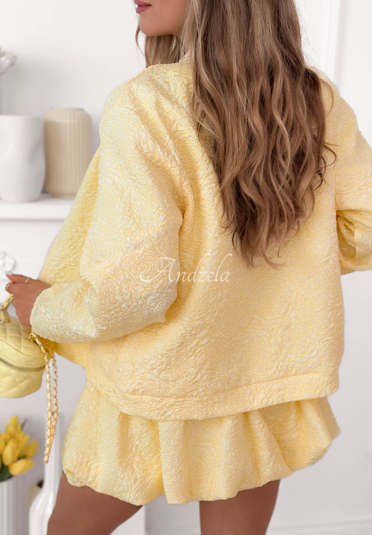 Krátka texturovaná bunda bomberka Layla žltá