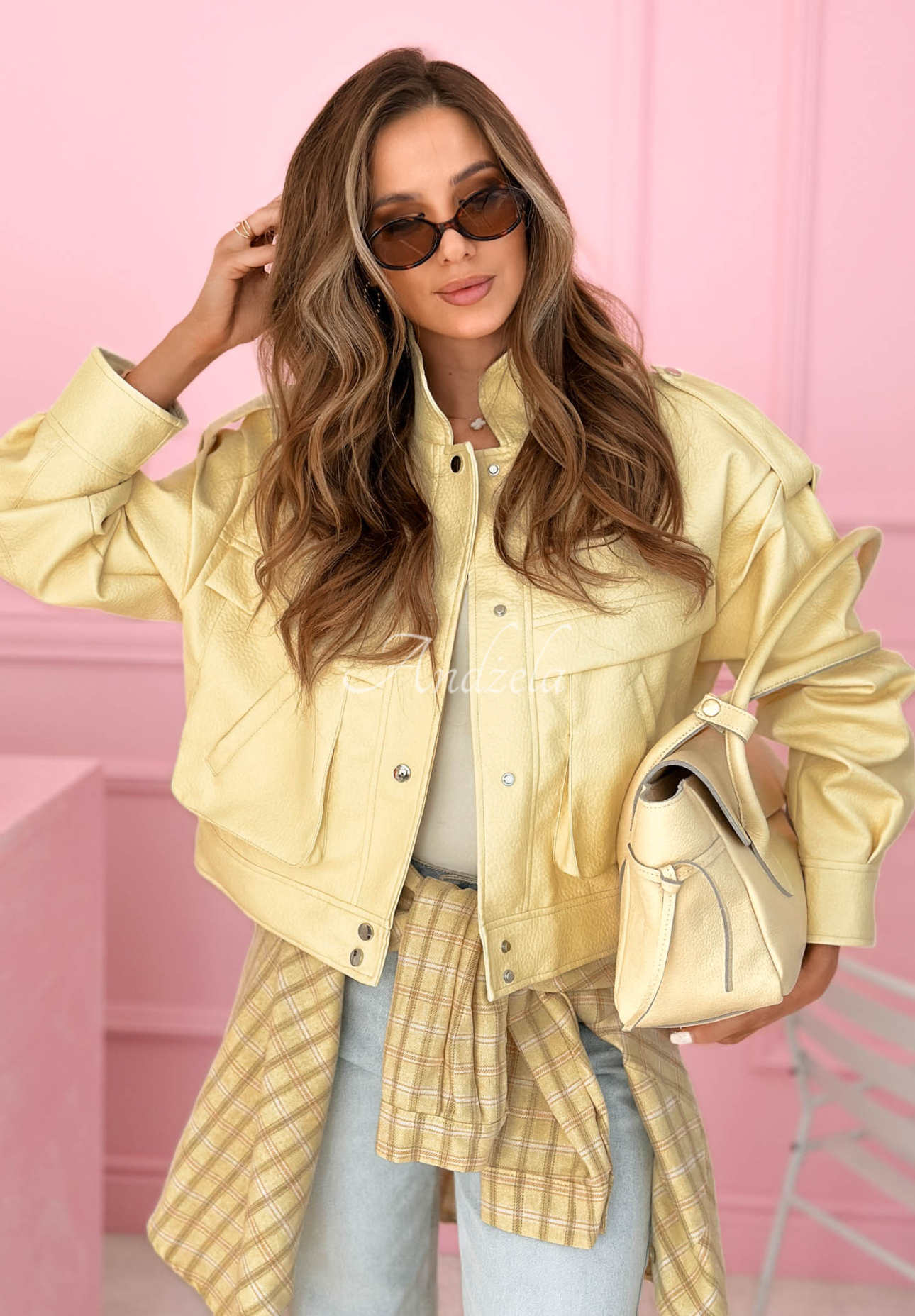 Krátka kožená bunda s golierom Jolie žltá