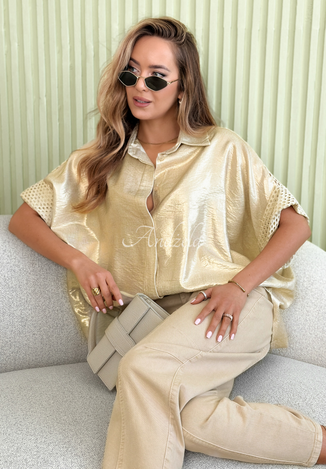 Viskózová oversize košeľa s azúrovými elementmi Celestine zlatá