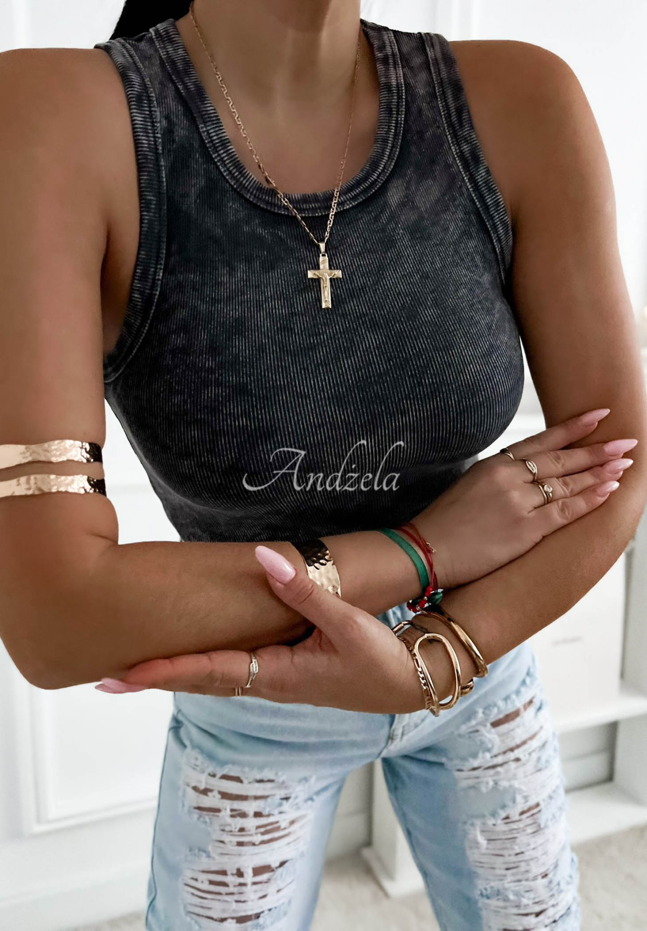 Rebrovaný top na ramienka z bavlny Callie tmavosivý