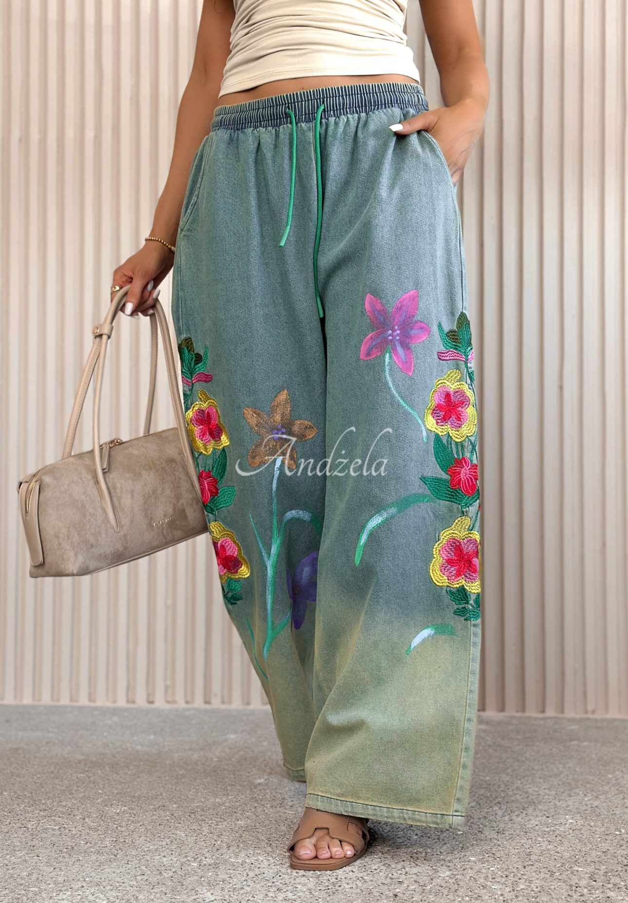 Džínsy wide leg s výšivkami Rosamere svetlomodré