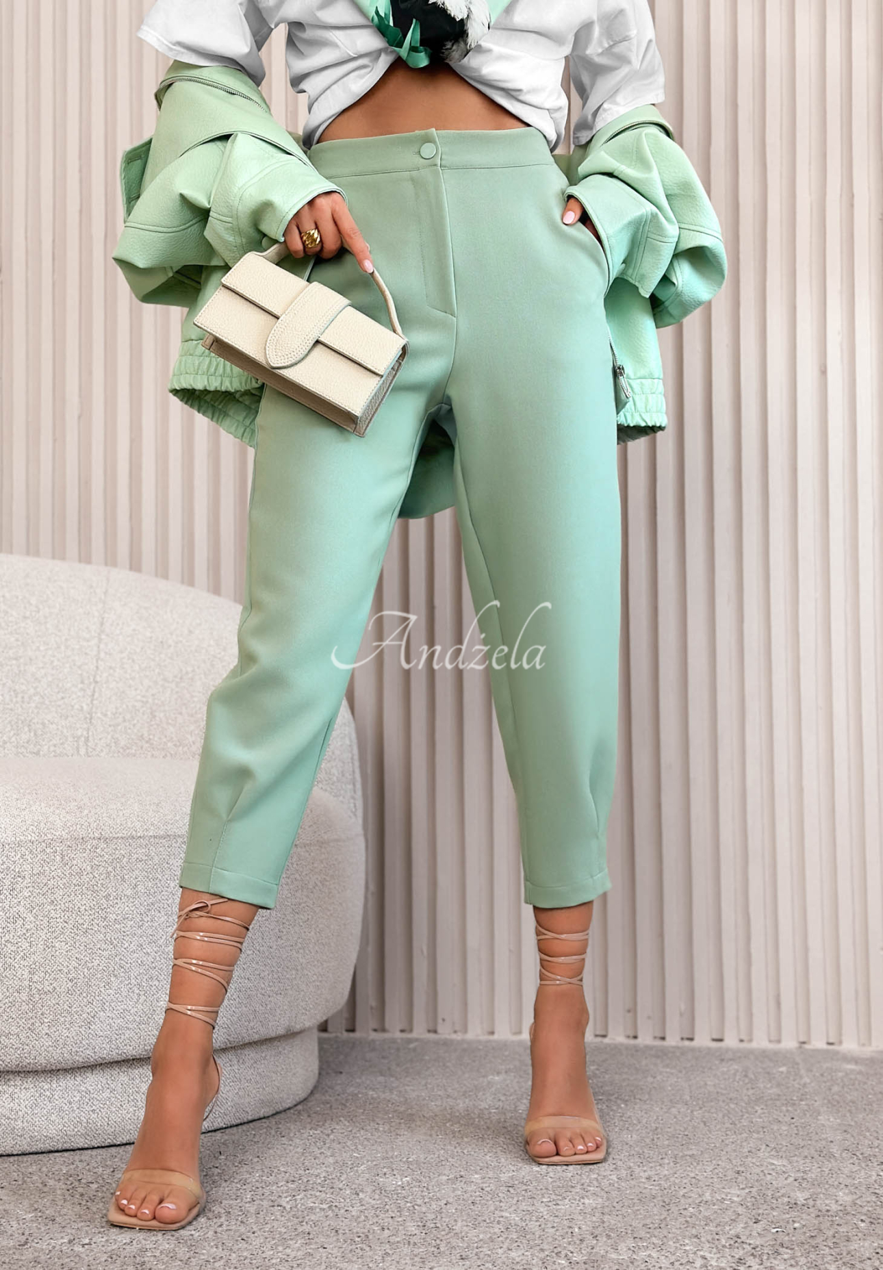 Elegantné cigaretové nohavice z viskózy Laura pistáciové