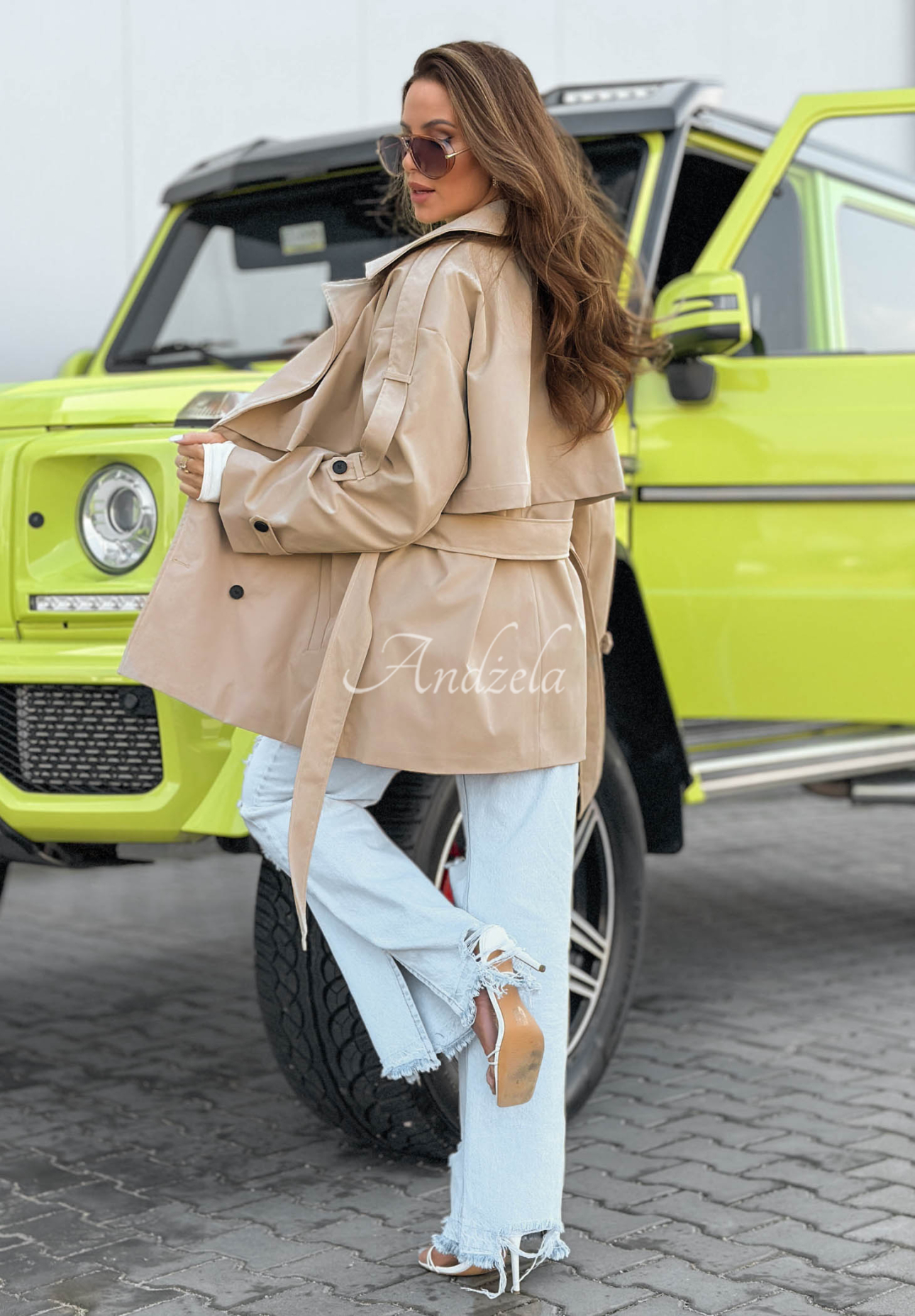 Krátky trenčkot s opaskom Nerissa béžový