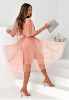 Tiulowa Šaty midi z paskiem Lace Vibes púdrovo ružová