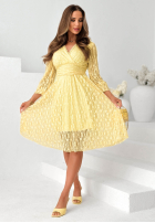 Koronkowa Šaty z marszczoną talią Good Moment žltá