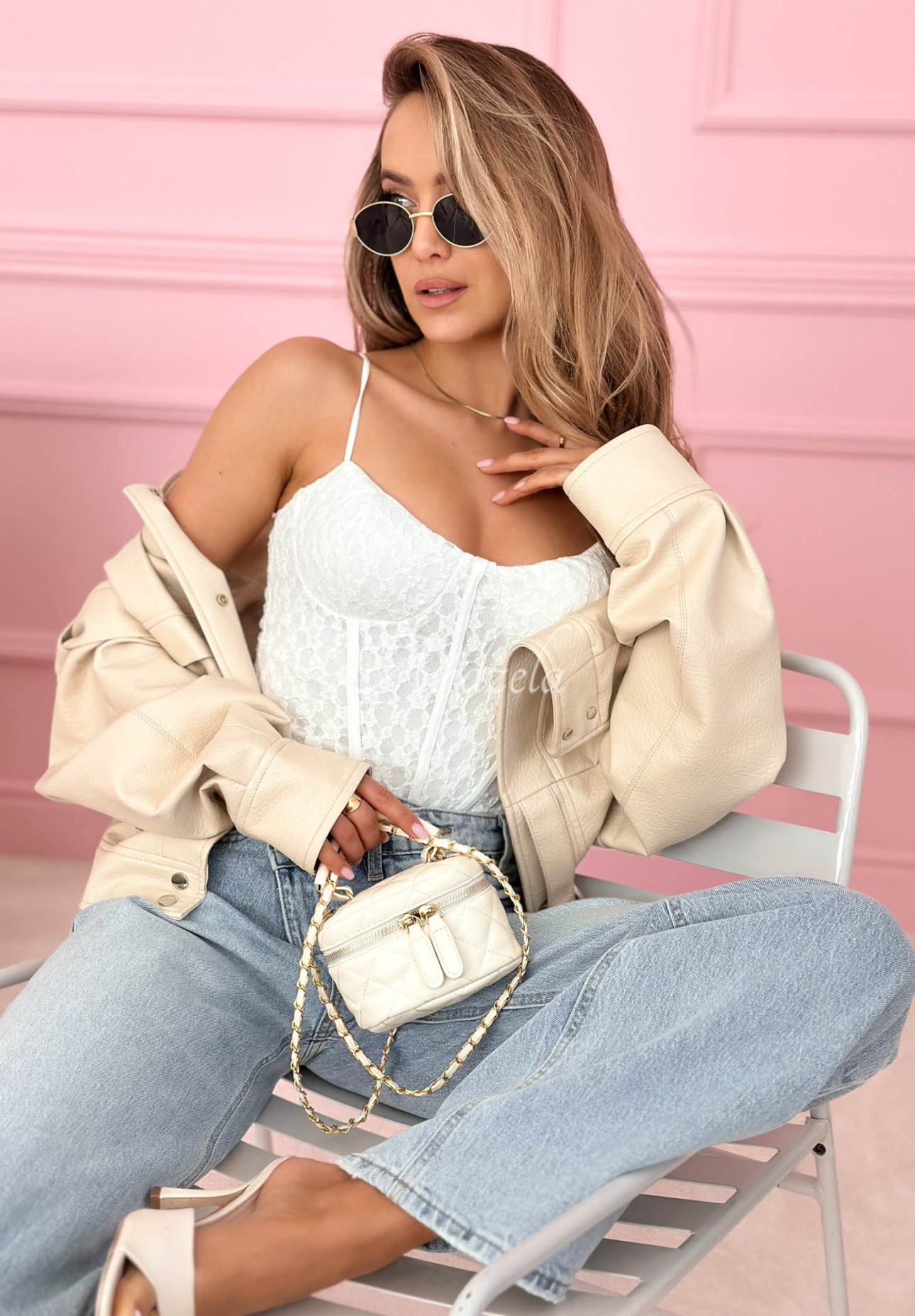 Korzetový čipkovaný top na ramienka Sunny Lace Biela