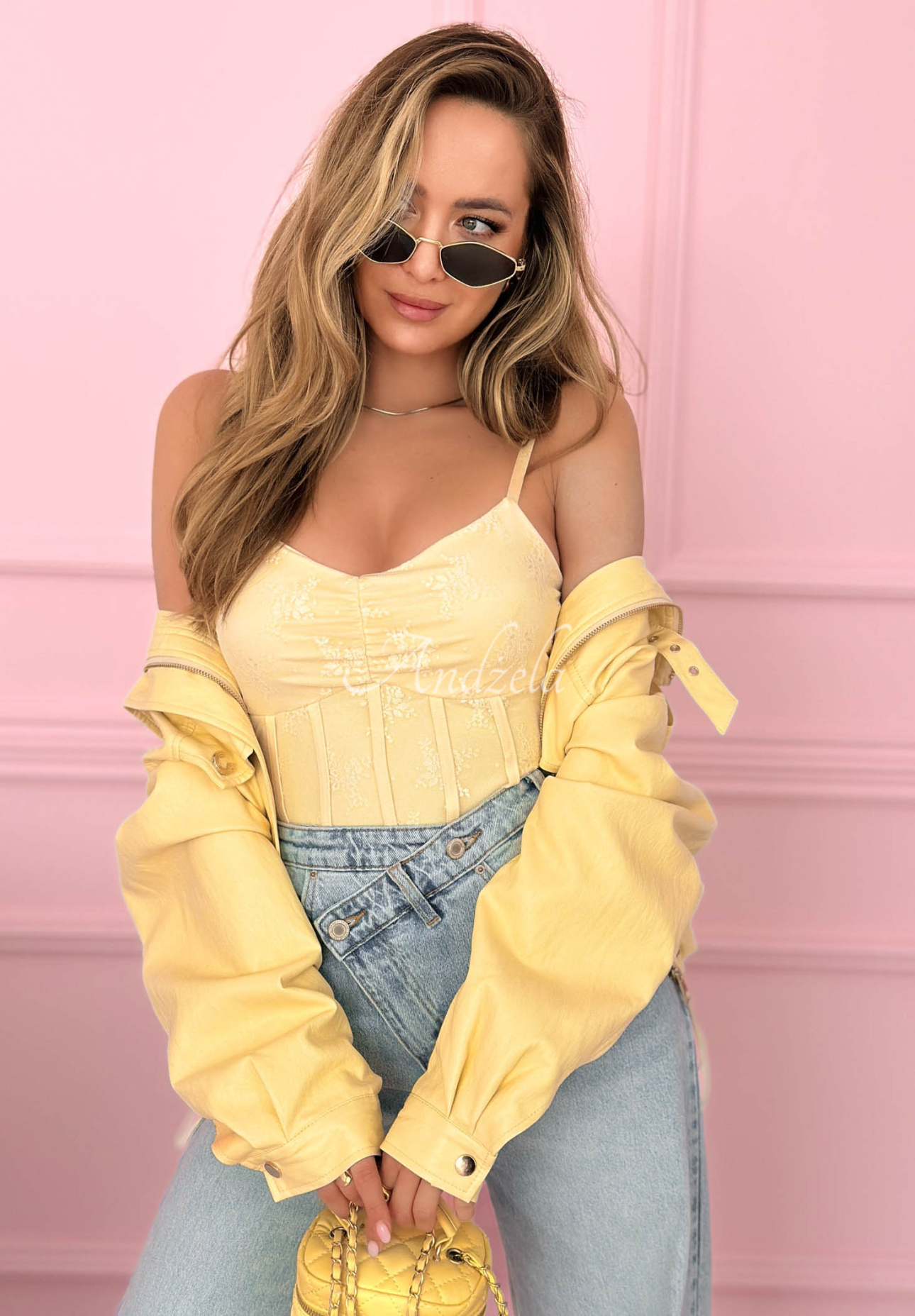 Korzetový top na ramienka Hello Beautiful žltá