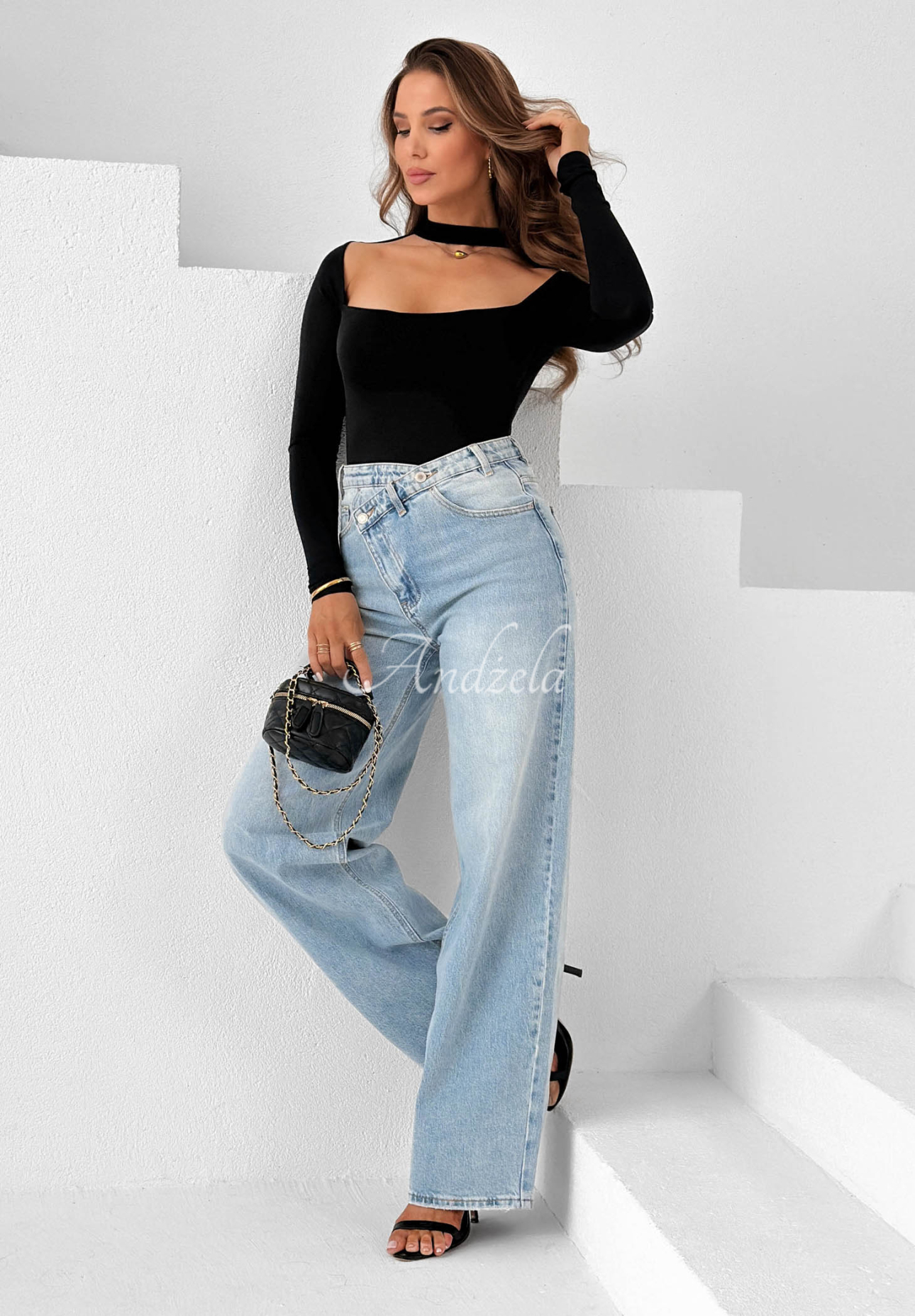 Body s chokerom Dreamy Day čierne