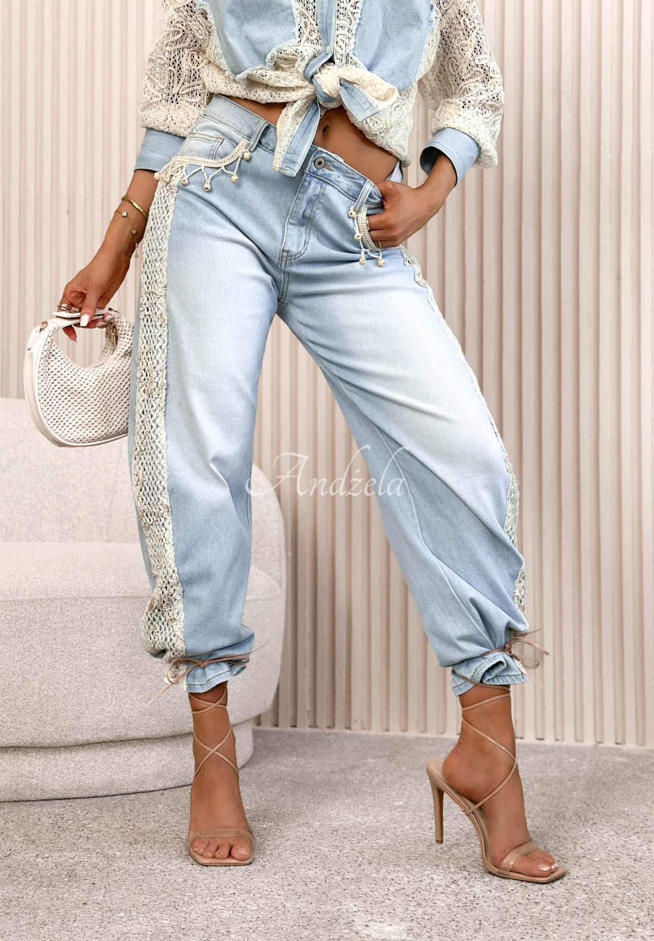 Džínsy mom fit s čipkou Seaside Dream svetlomodré