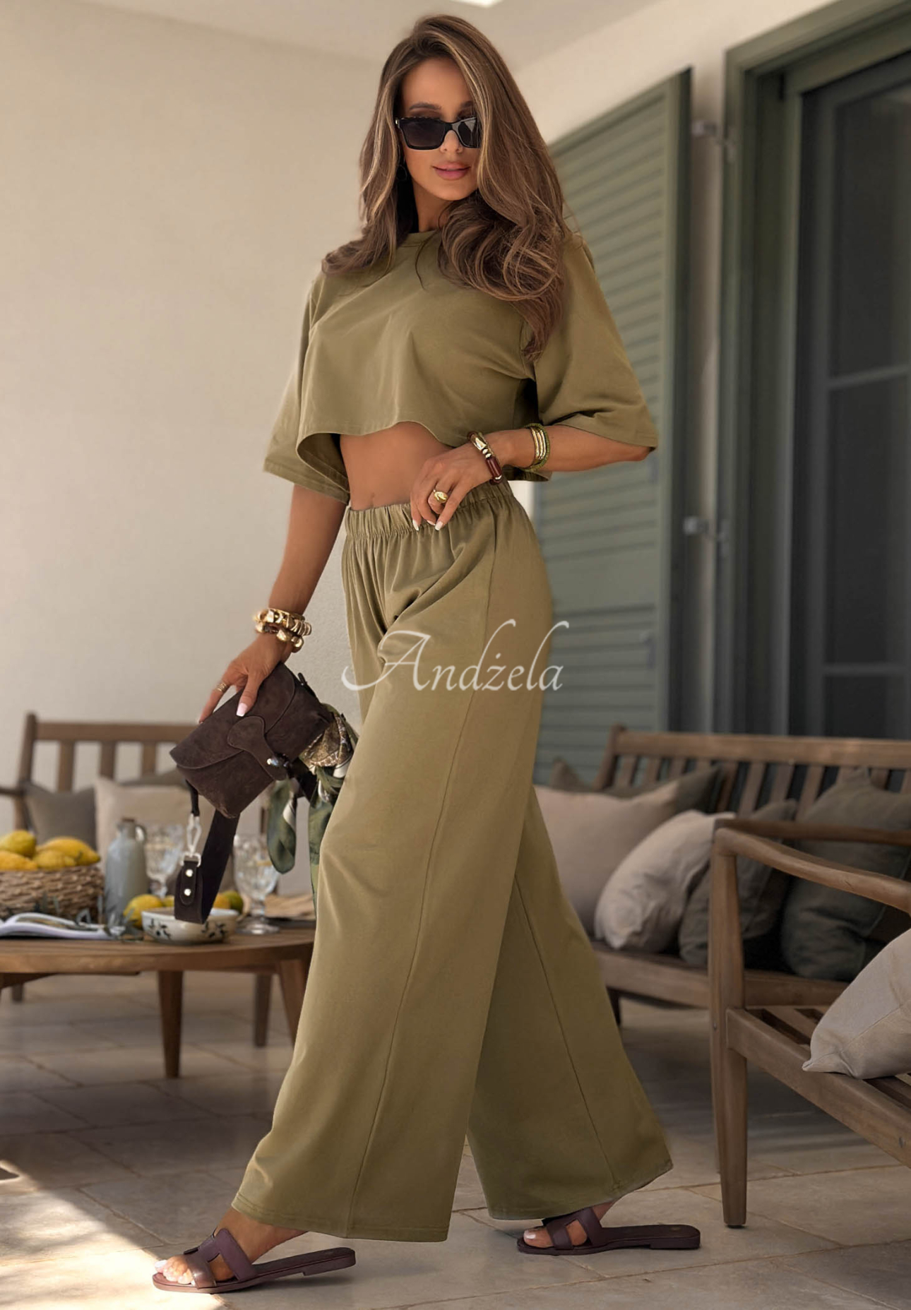 Bavlnné tričko s vypchávkami Viva Oliva olivový