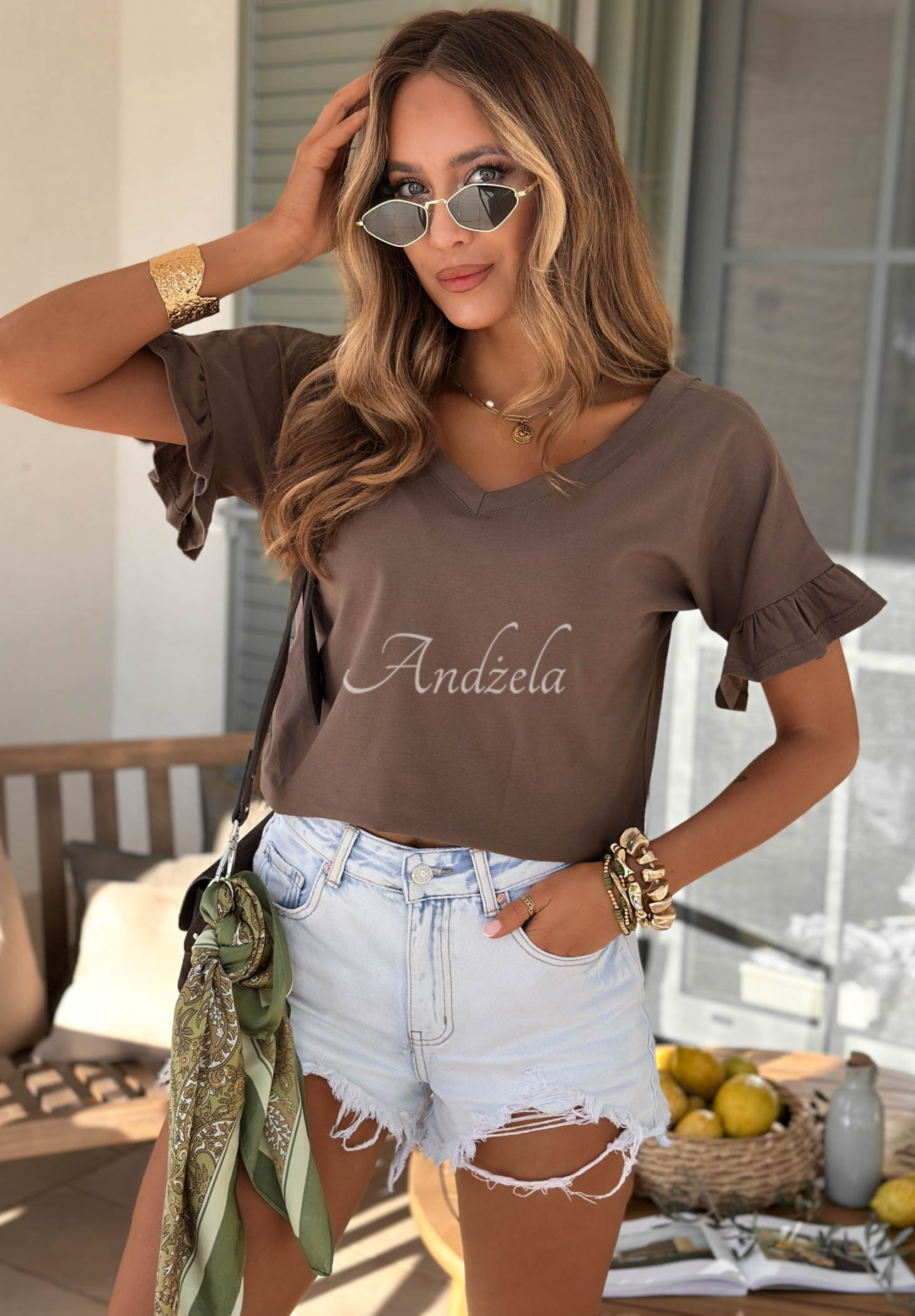 Bavlnené tričko s volánikmi Ask For More čokoládový