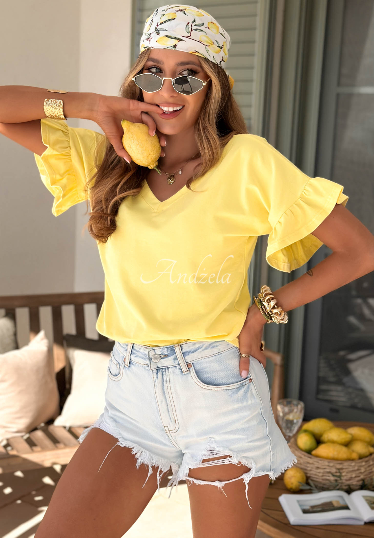 Bavlnené tričko s volánikmi Ask For More banánový