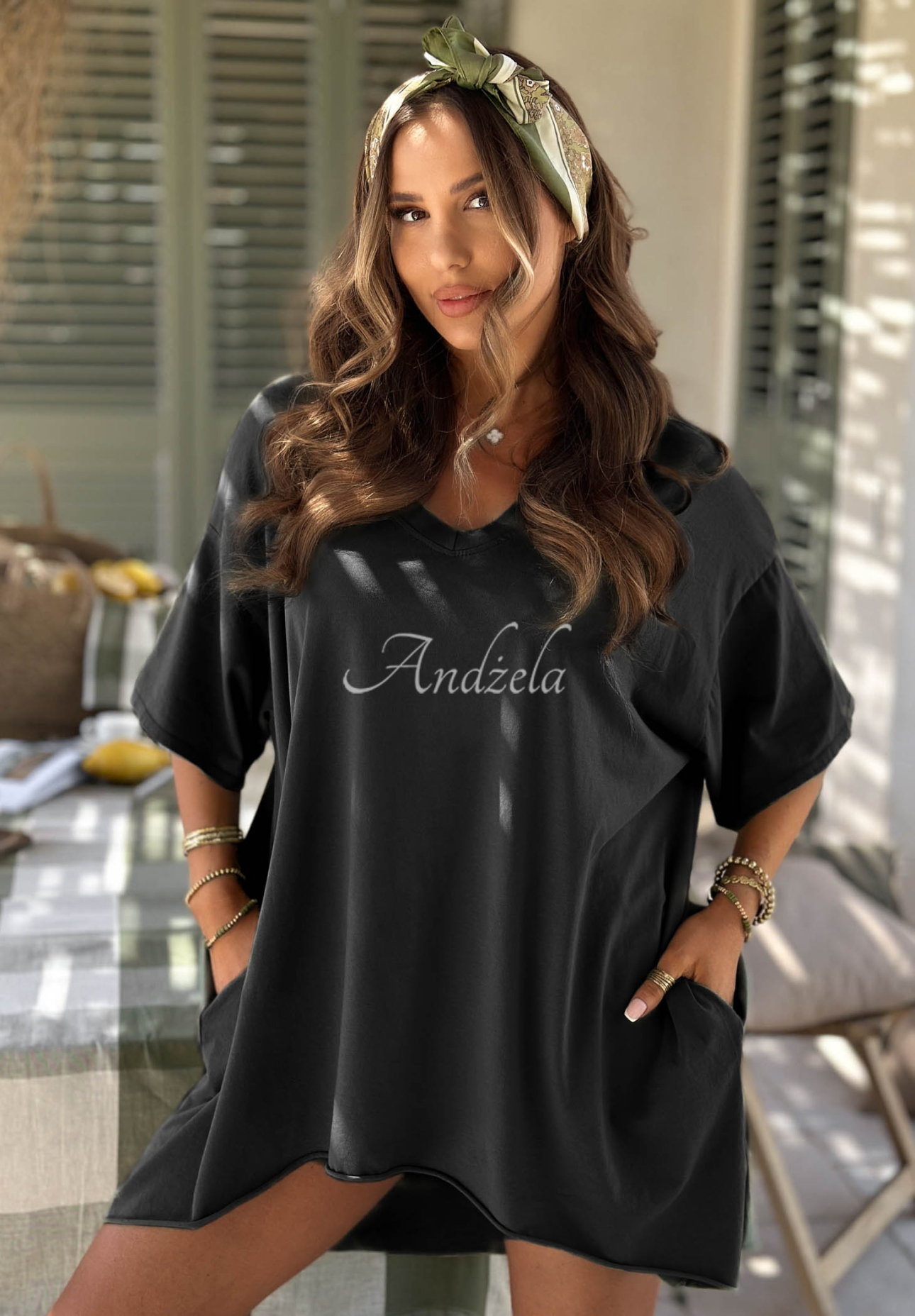 Asymetrické bavlnené oversize tričko Solaviva čierne