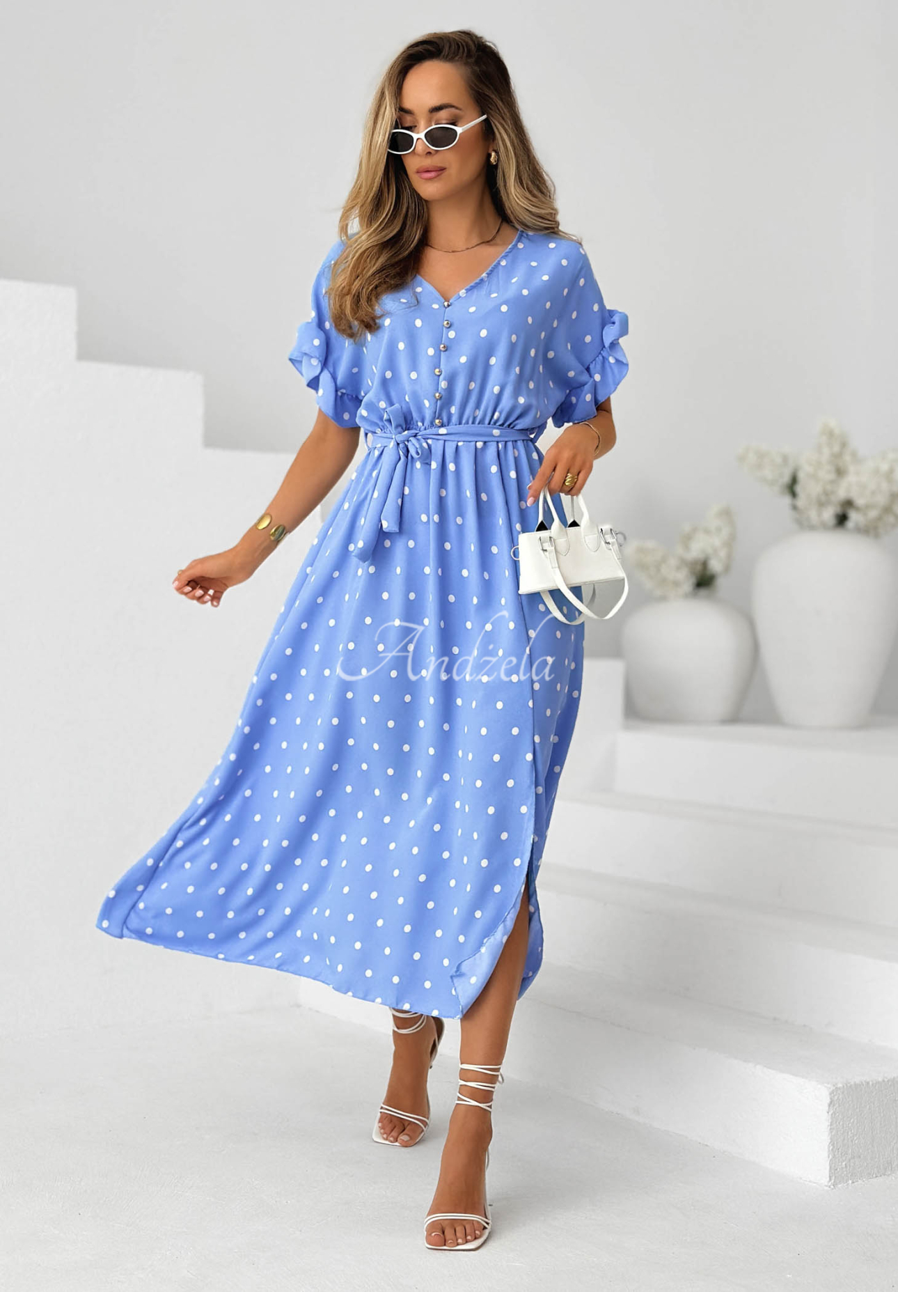 Bodkované šaty s opaskom s viskózou Take A Chance modrá