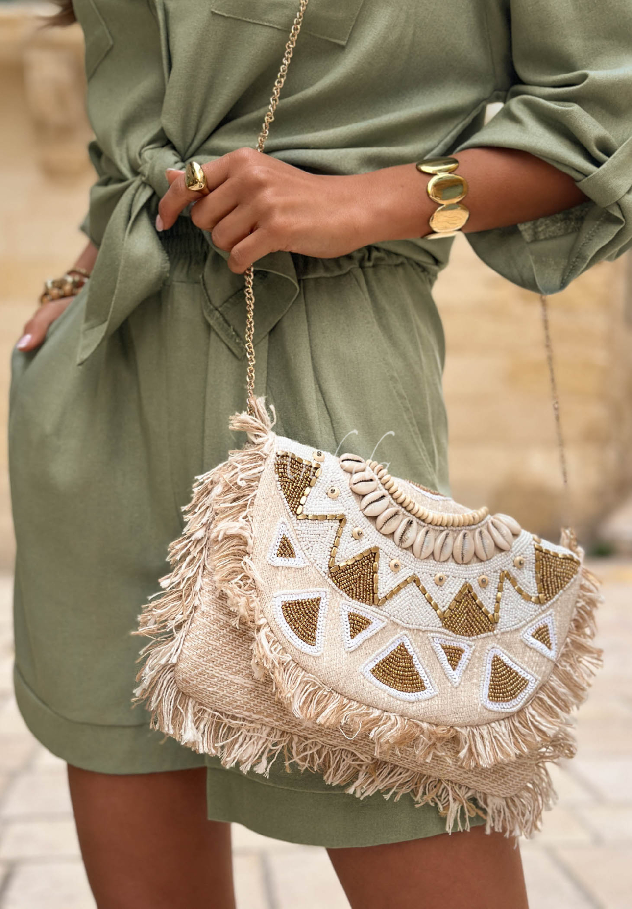 Vyšívaná kabelka z korálok so strapcami boho Admire Sun béžová
