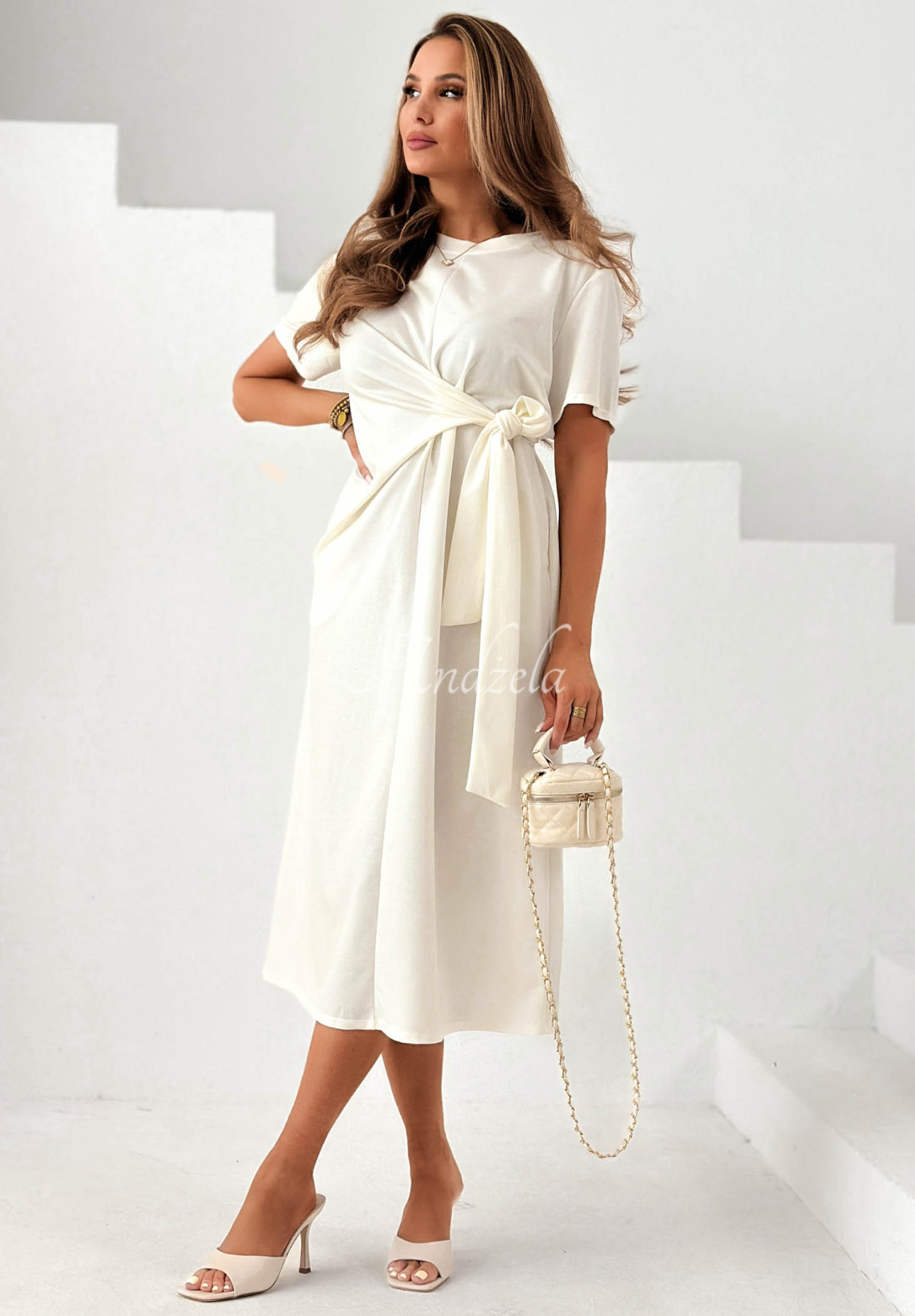 Šaty midi s viazaním s viskózou Stay With You ecru