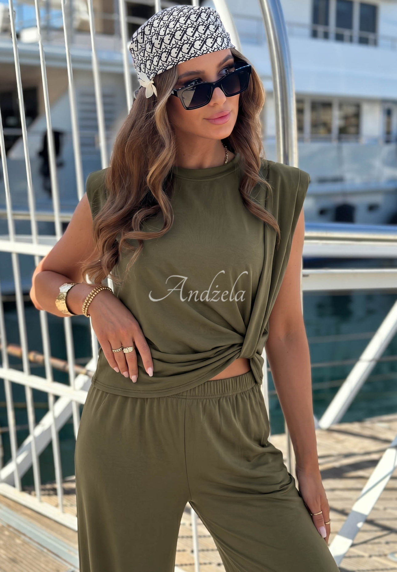 Súprava blúzka s uzlom a nohavice wide leg z lyocellu Basic Sun khaki