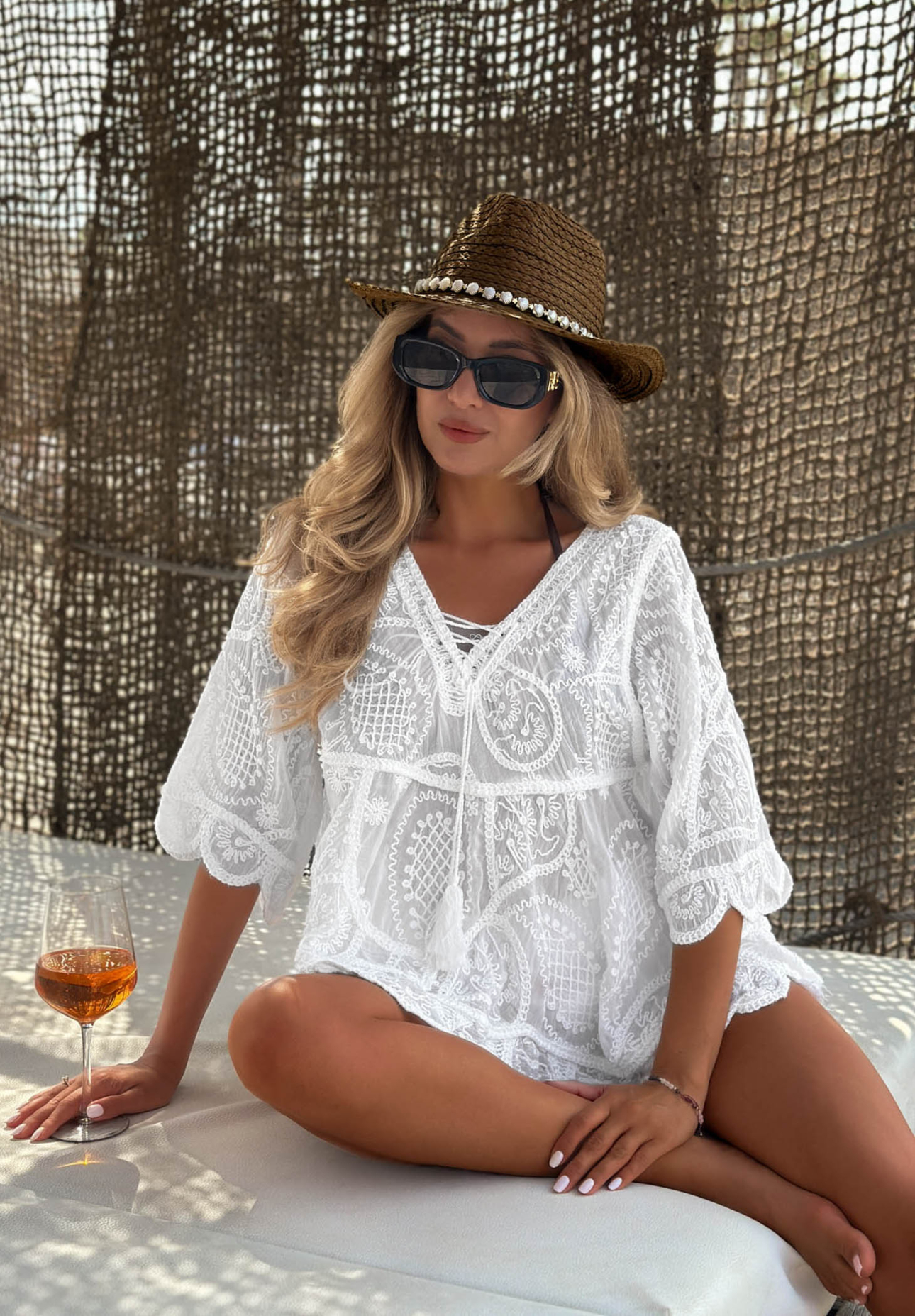 Vyšívaná blúzka s viazaním boho z bavlny Lagoon Light Biela