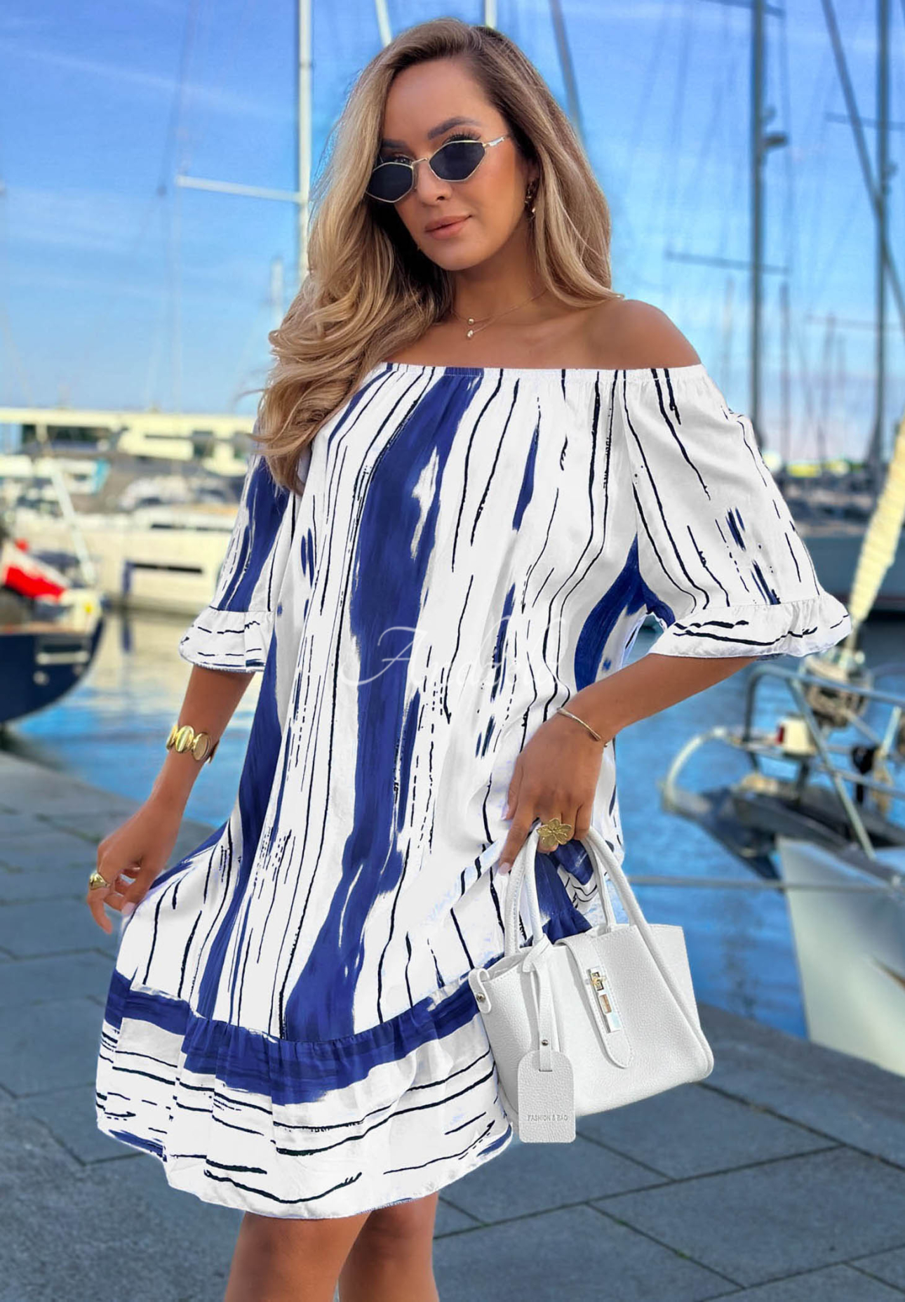 Vzorované šaty španielka z viskózy Sun Sail bielo-tmavomodrá