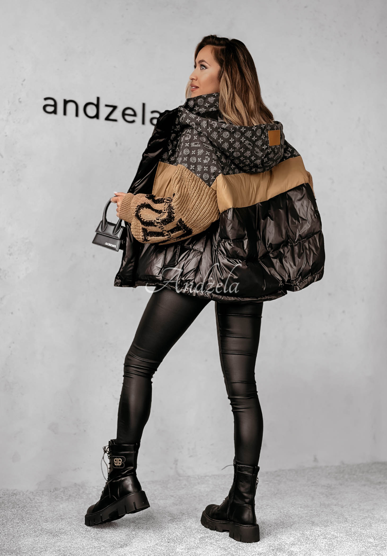 Páperová bunda Cold Hands čierno-ťavia