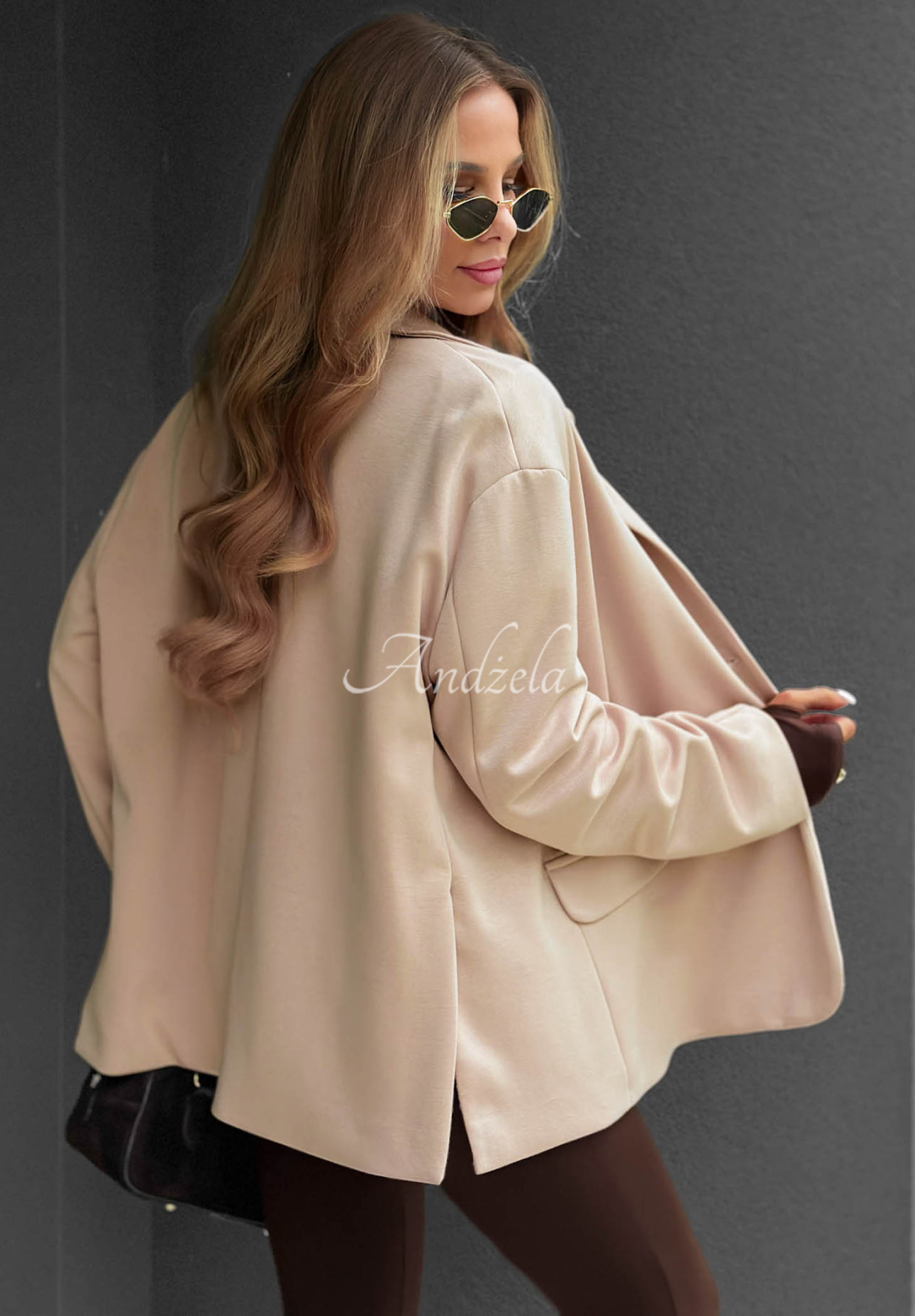 Viskózové jemné sako Cozy Elegance béžová