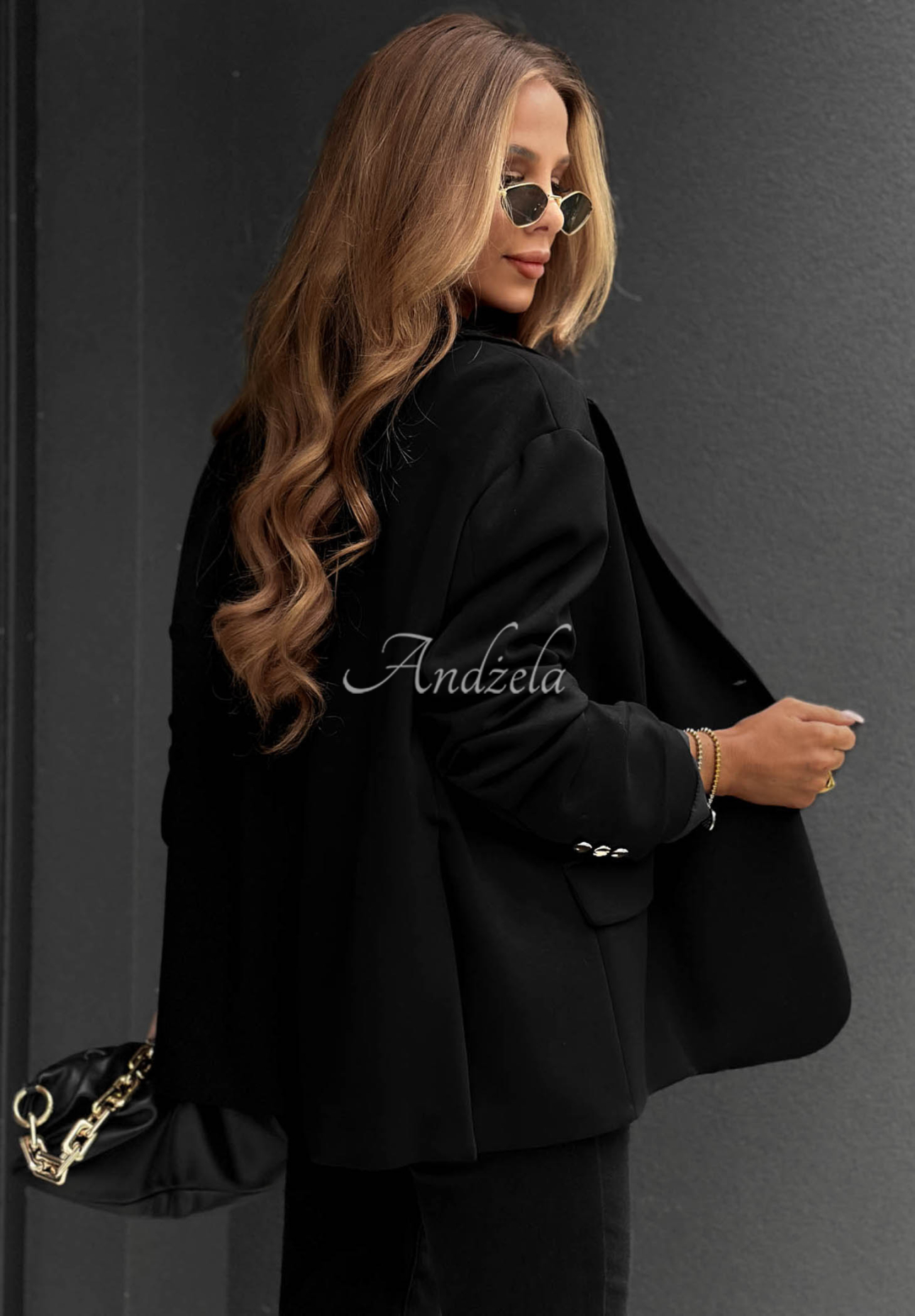 Viskózové jemné sako Cozy Elegance čierna