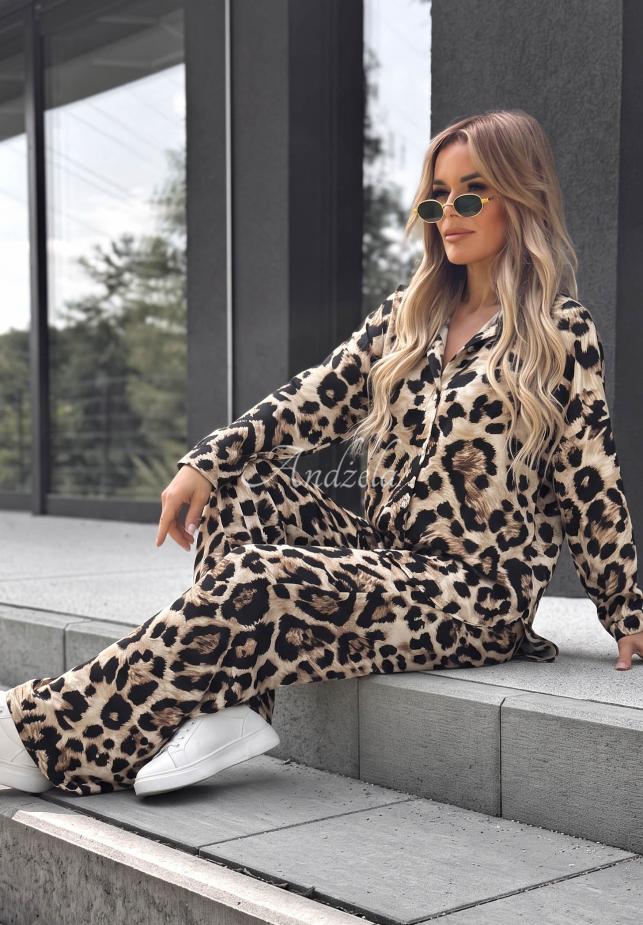 Viskózová súprava košeľa a nohavice wide leg s leopardím vzorom Summer Panther béžovo-čierna