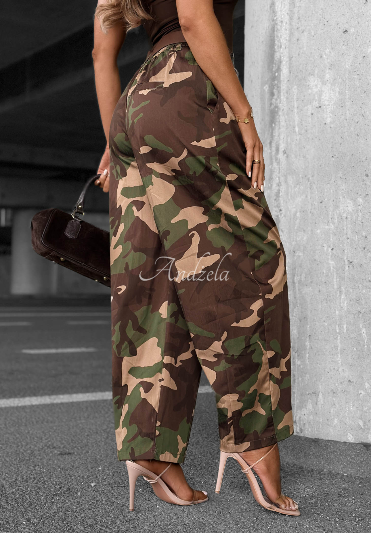 Látkové nohavice balloon z lyocellu maskáčové Camo Charm khaki