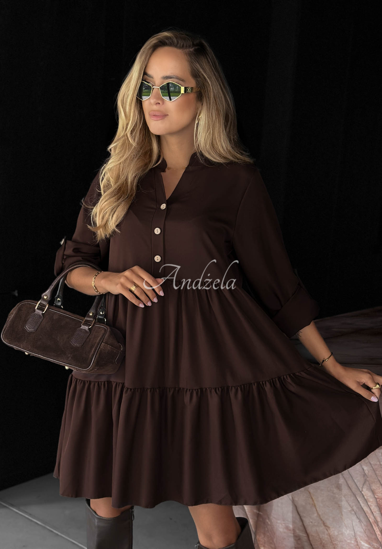 Šaty oversize s volánikmi s viskózou Modern Charm čokoládová