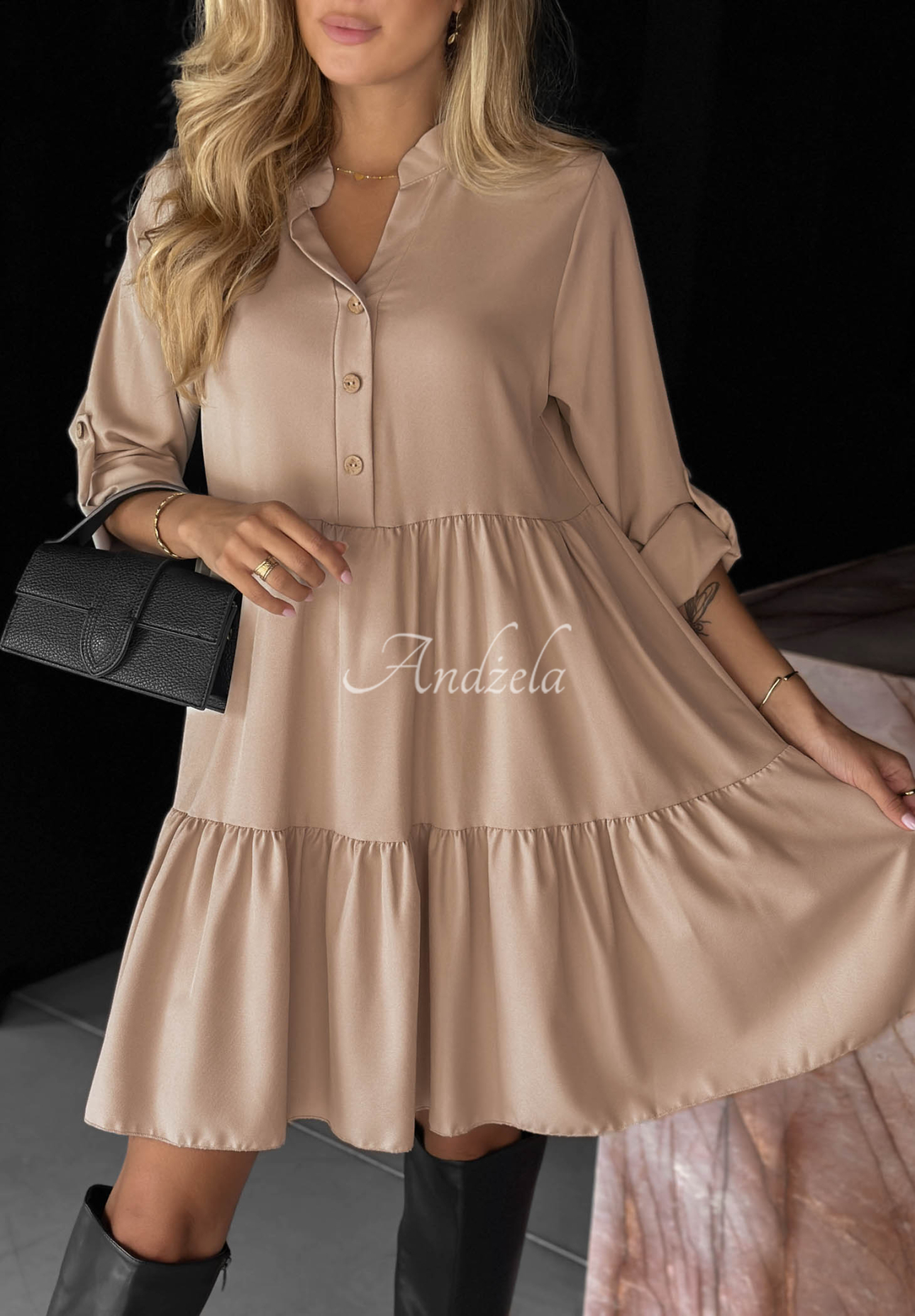 Šaty oversize s volánikmi s viskózou Modern Charm béžová