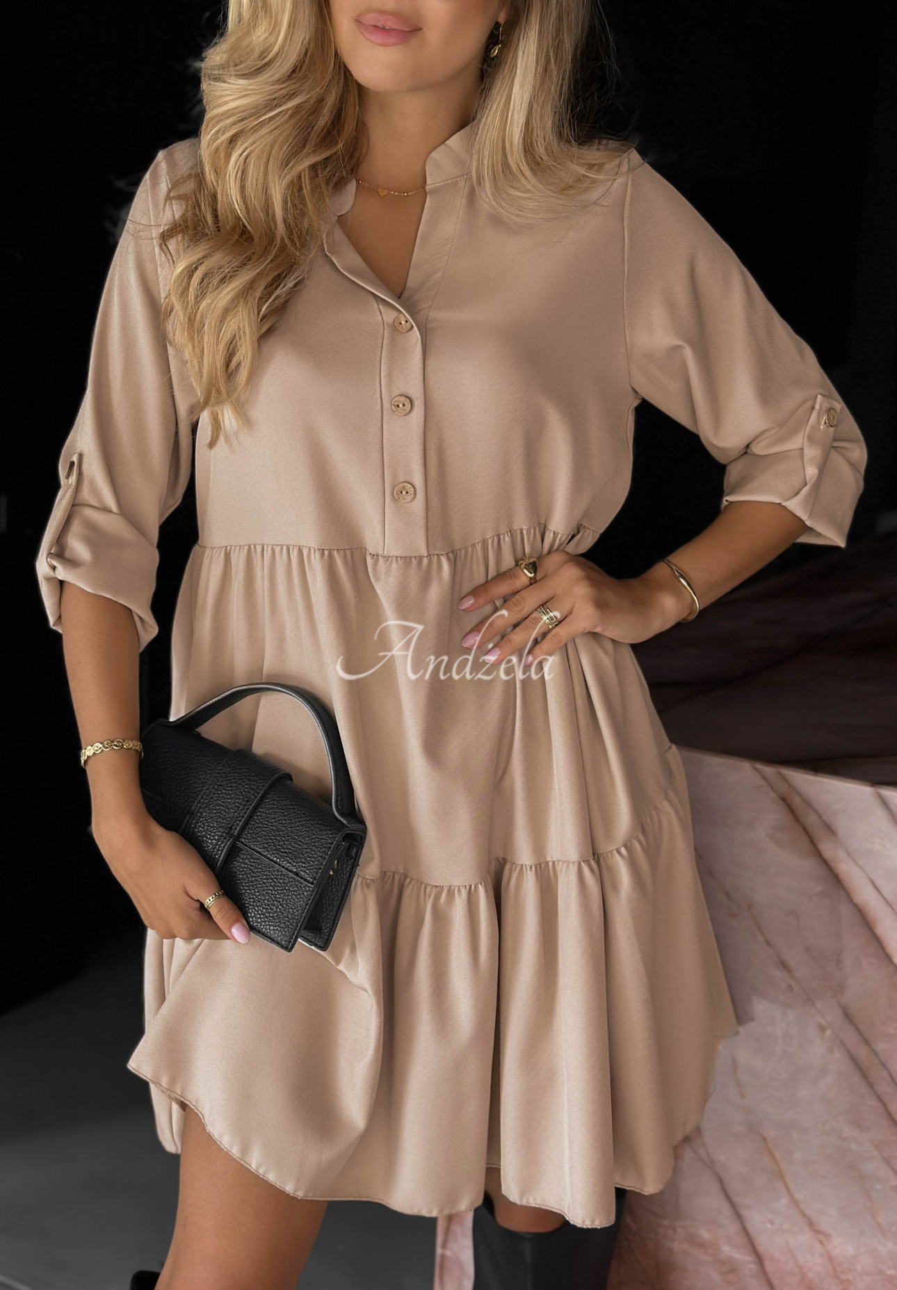 Šaty oversize s volánikmi s viskózou Modern Charm béžová
