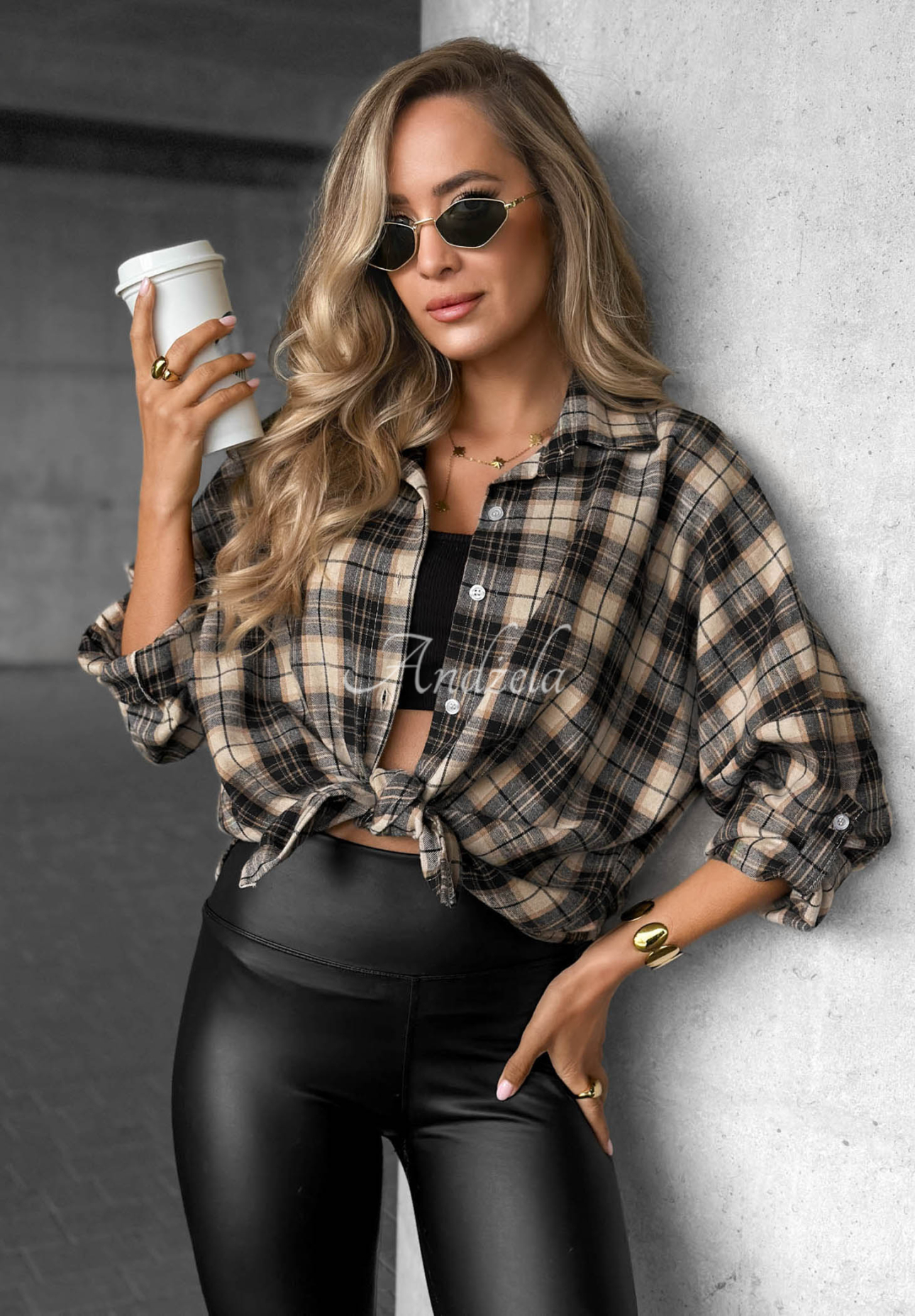 Károvaná košeľa s bavlnou a viskózou Cozy Edit čierna