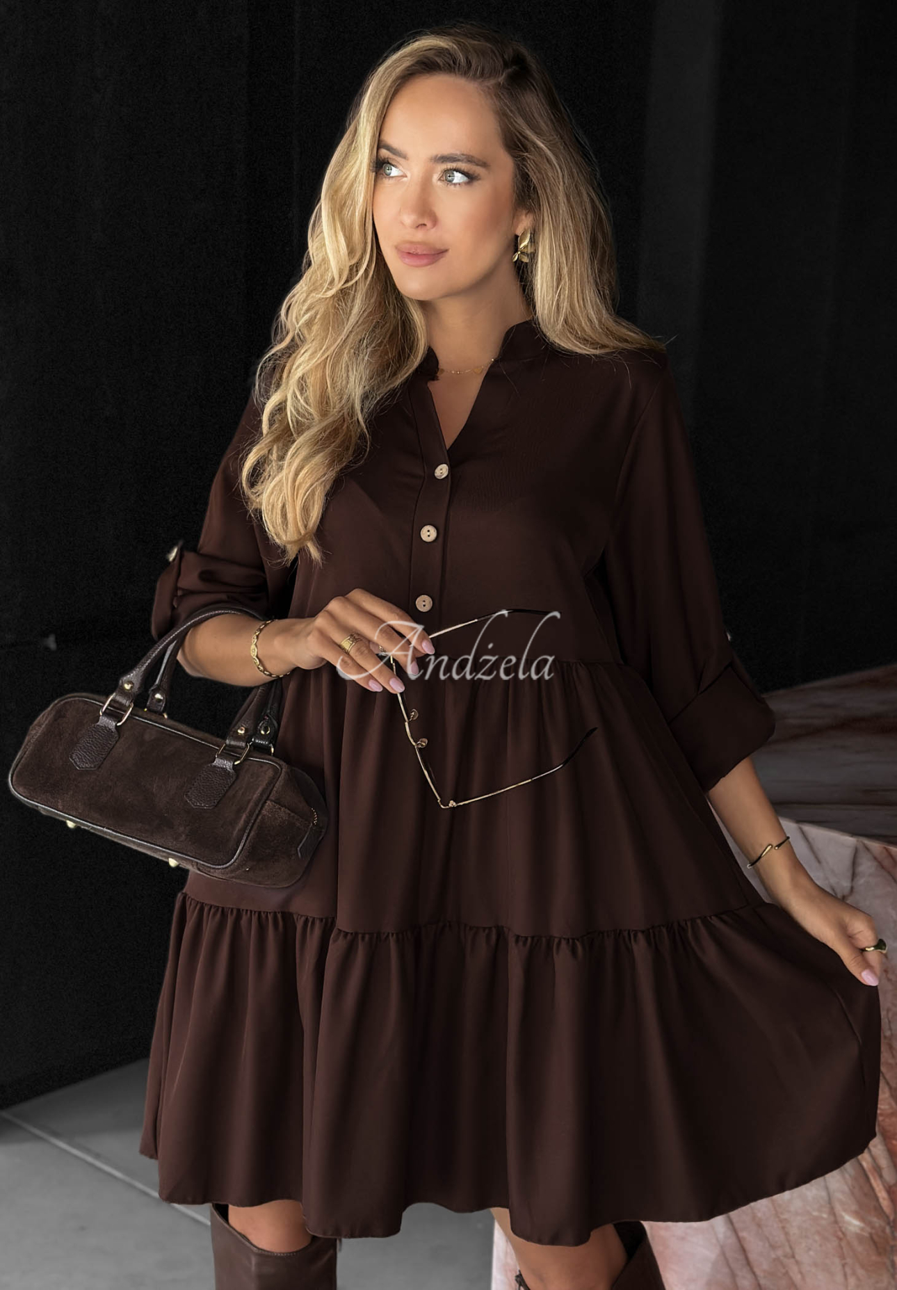 Šaty oversize s volánikmi s viskózou Modern Charm čokoládová