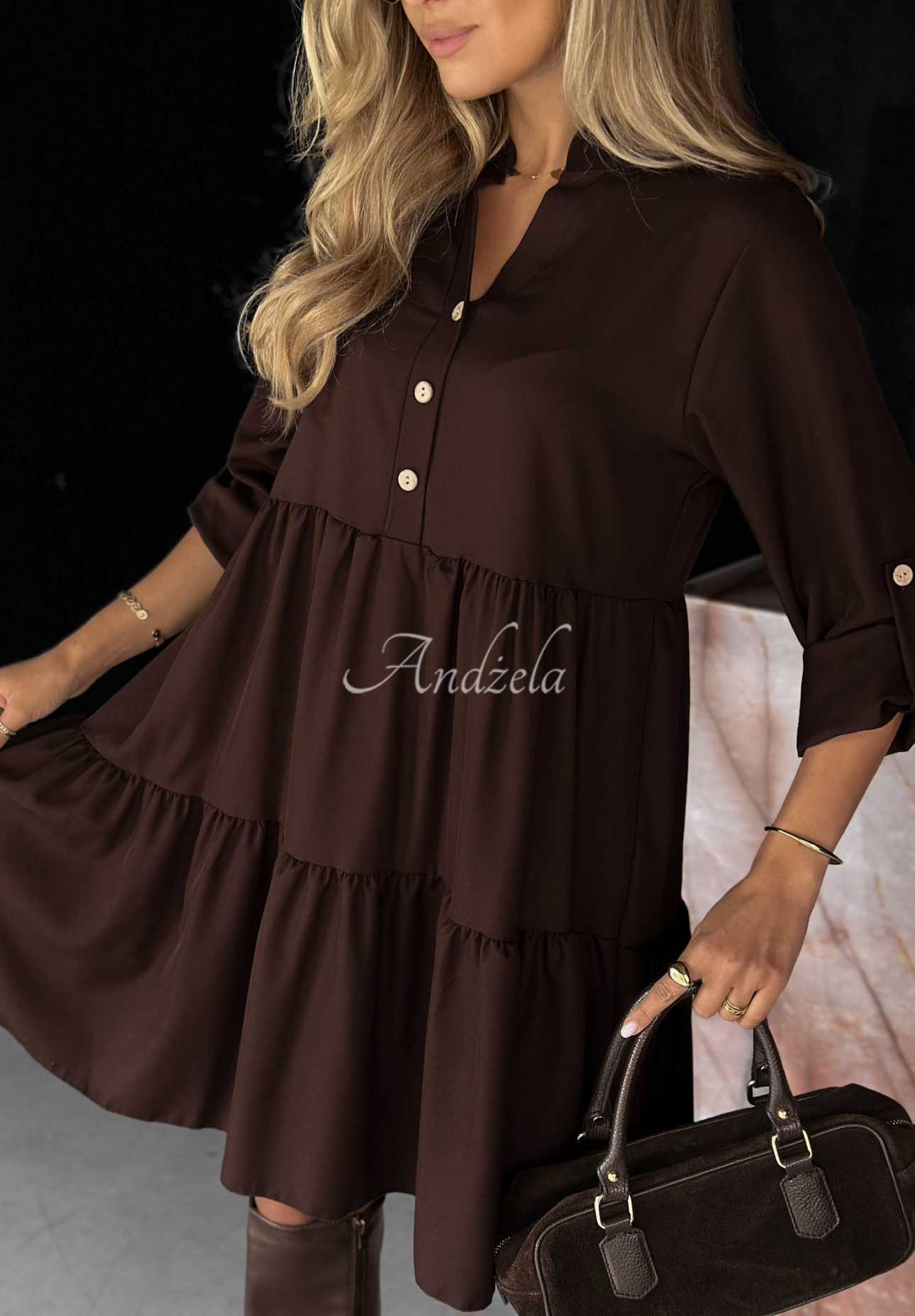 Šaty oversize s volánikmi s viskózou Modern Charm čokoládová