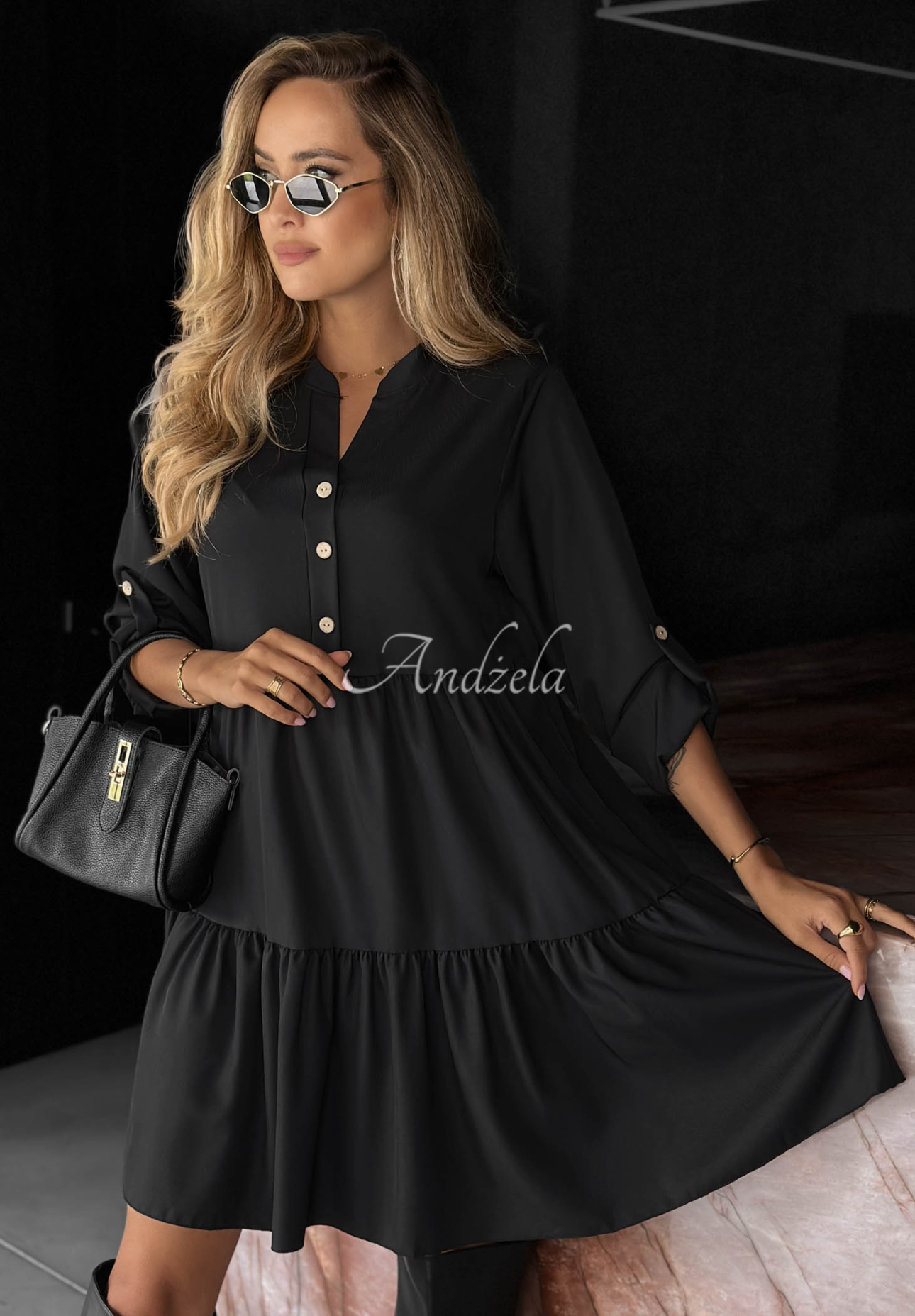Šaty oversize s volánikmi s viskózou Modern Charm čierna