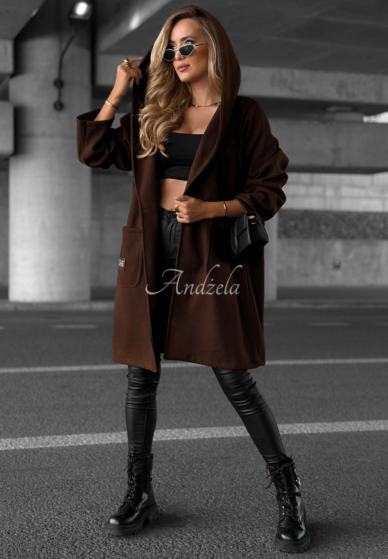 Dlhý kabát oversize s kapucňou Autumn Coat čokoládový