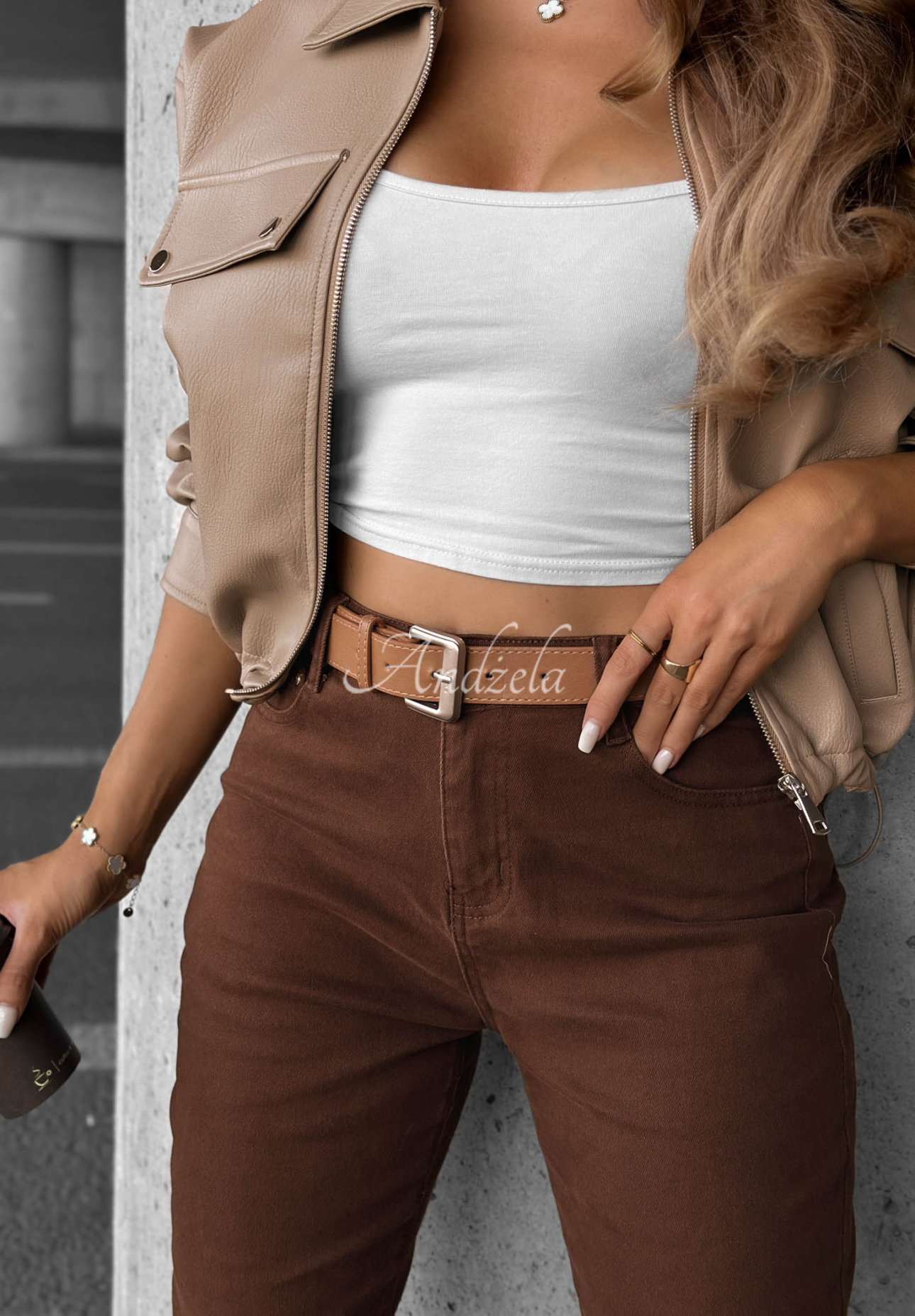 Džínsy skinny s opaskom Worth It čokoládové