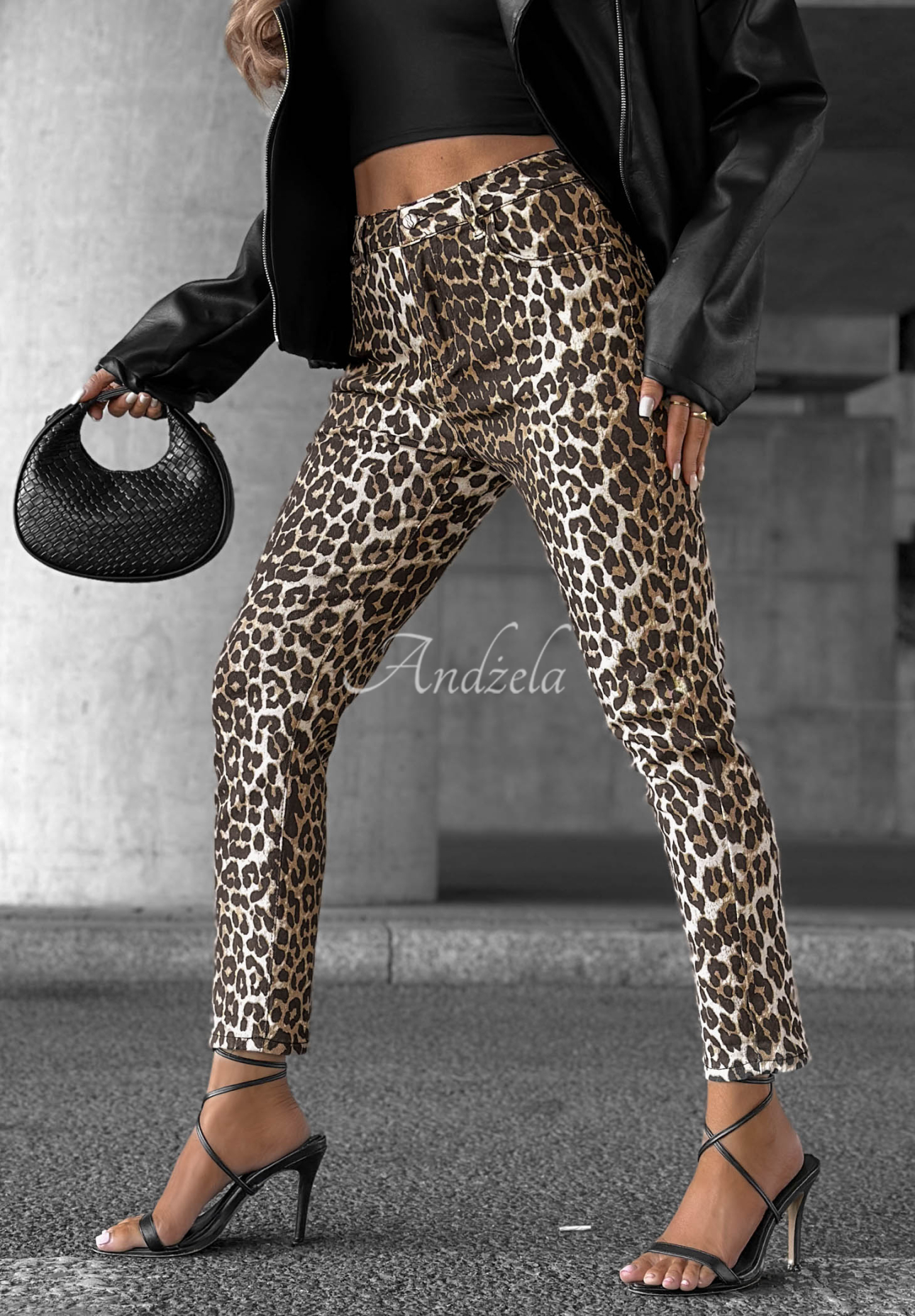 Džínsy mom fit s leopardím vzorom Wild Dream béžové