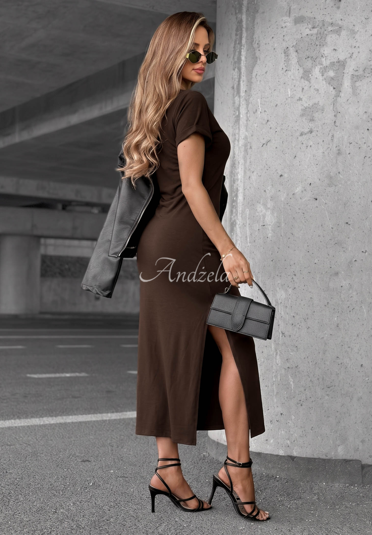 Bavlnené šaty s viazaním Lady Perfection čokoládová