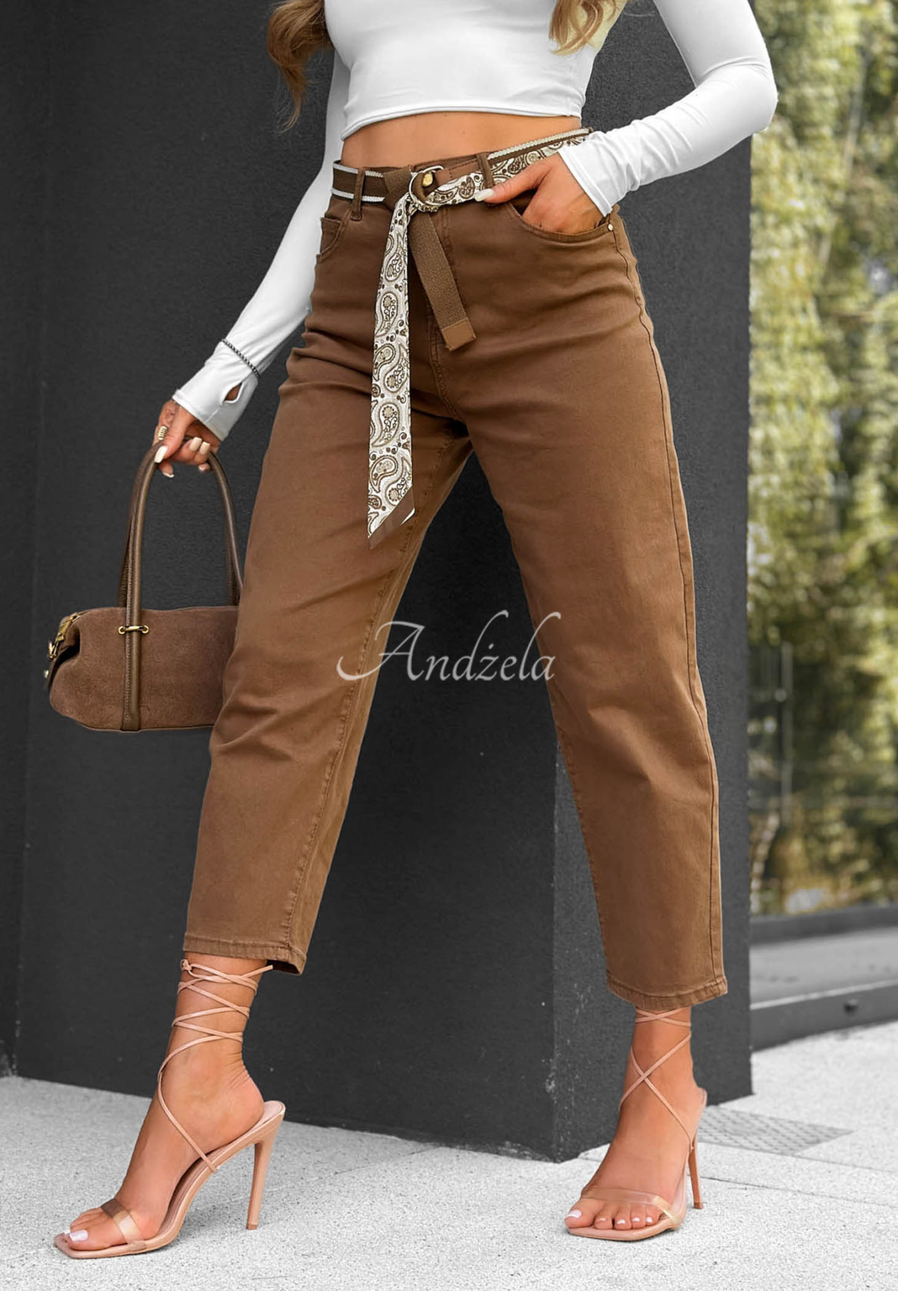 Džínsy mom fit s opaskom Sun Fade ťavie